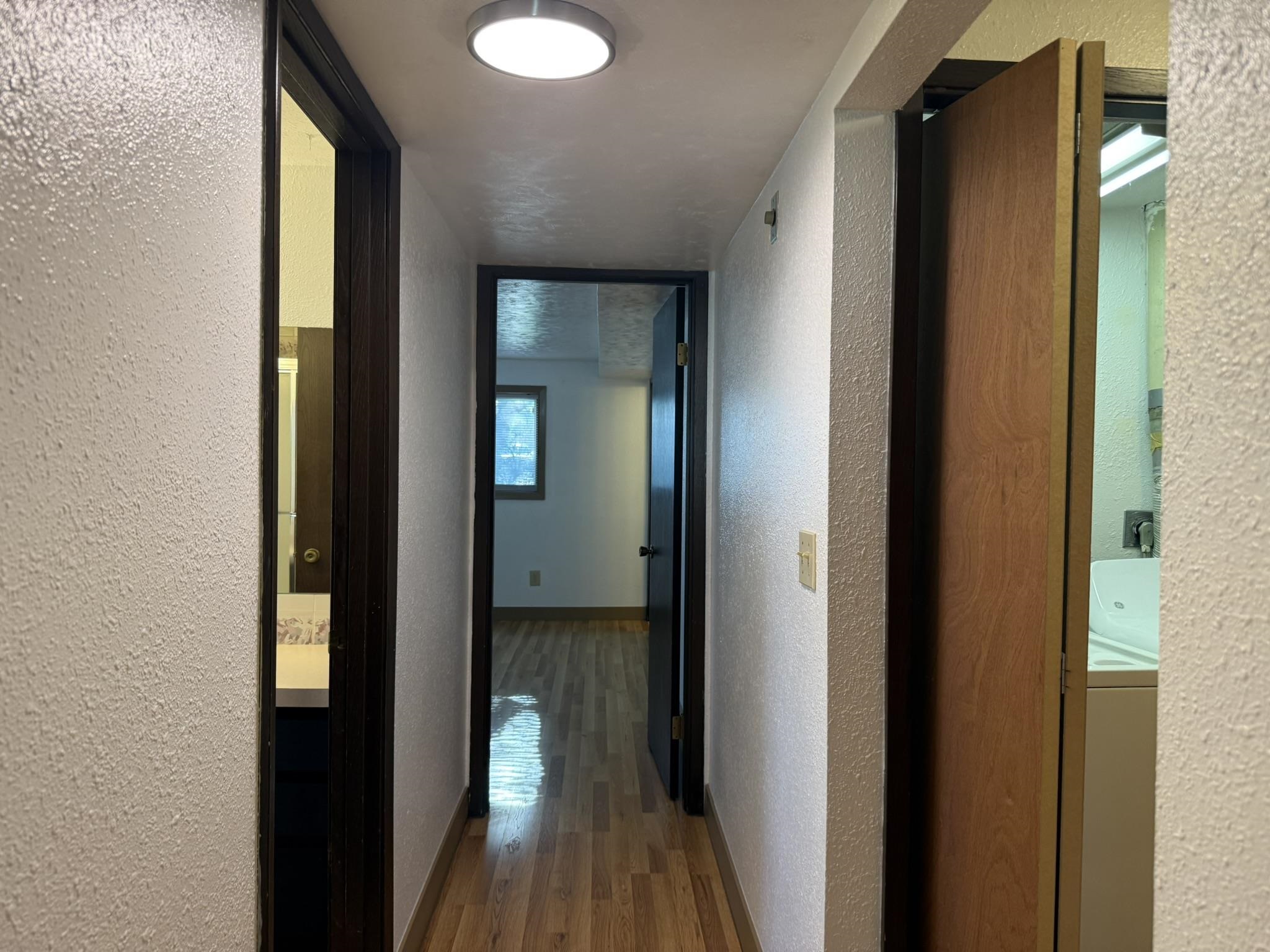 920-922 N Locust Rd - Photo 16