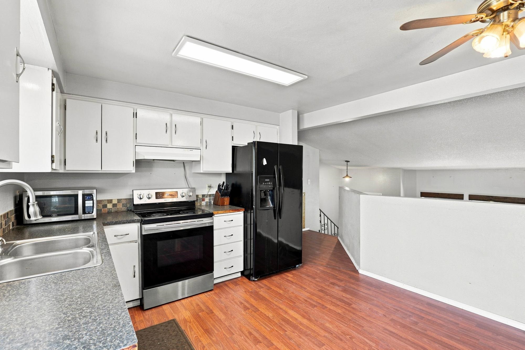 2101 E 6th Ave - Photo 9