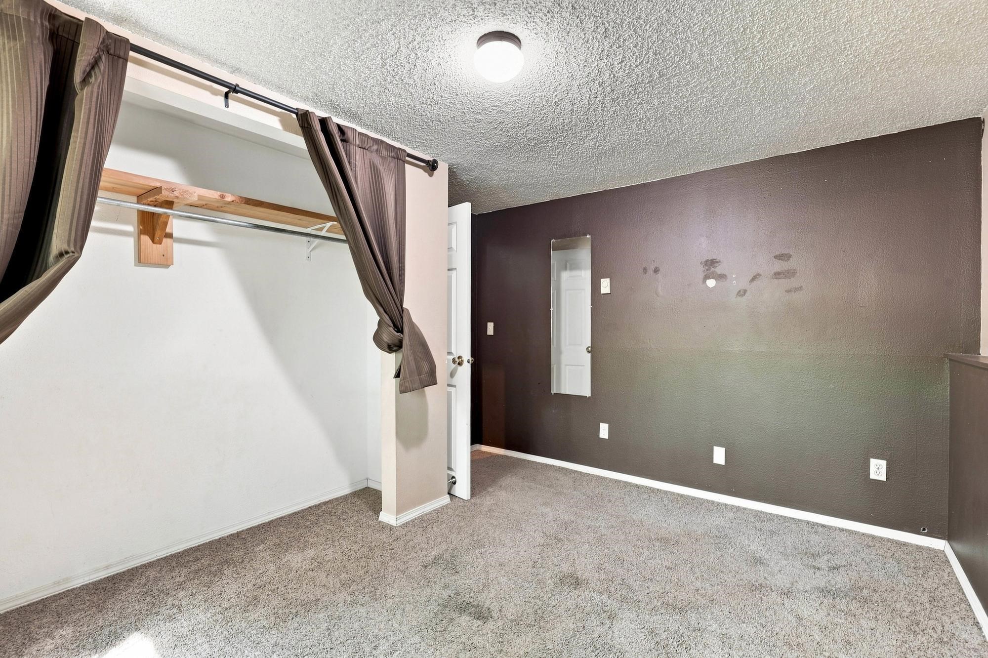 2101 E 6th Ave - Photo 12