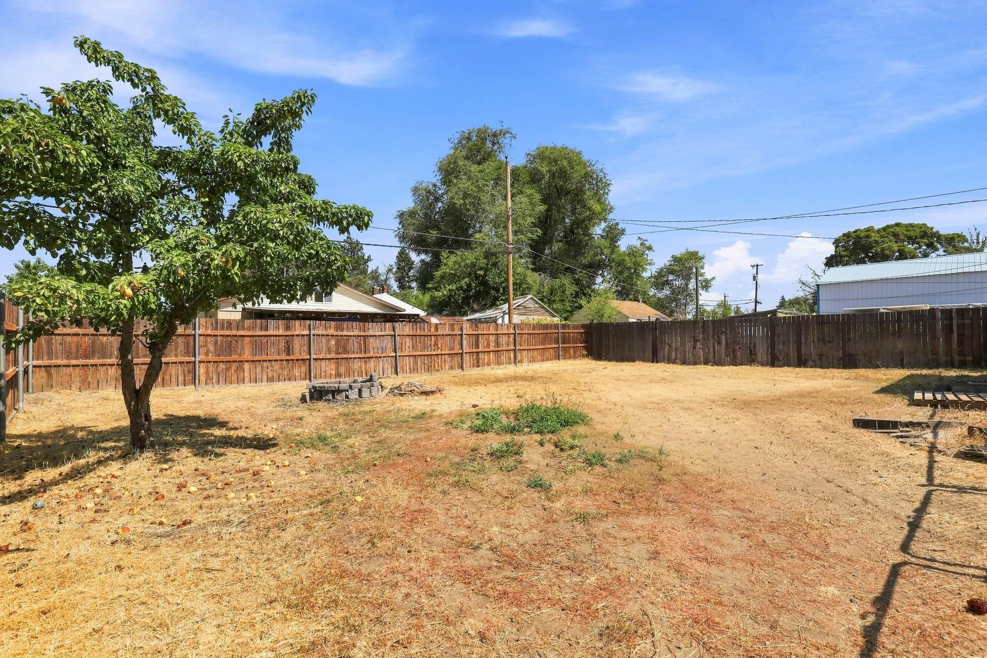 2101 E 6th Ave - Photo 27