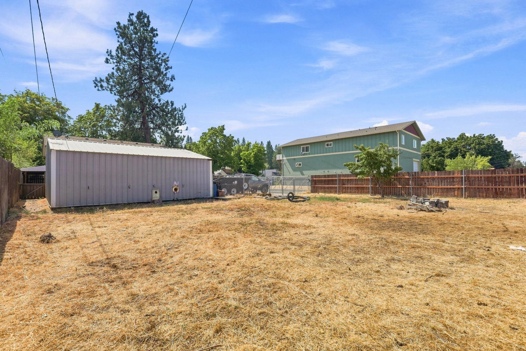 2101 E 6th Ave - Photo 29
