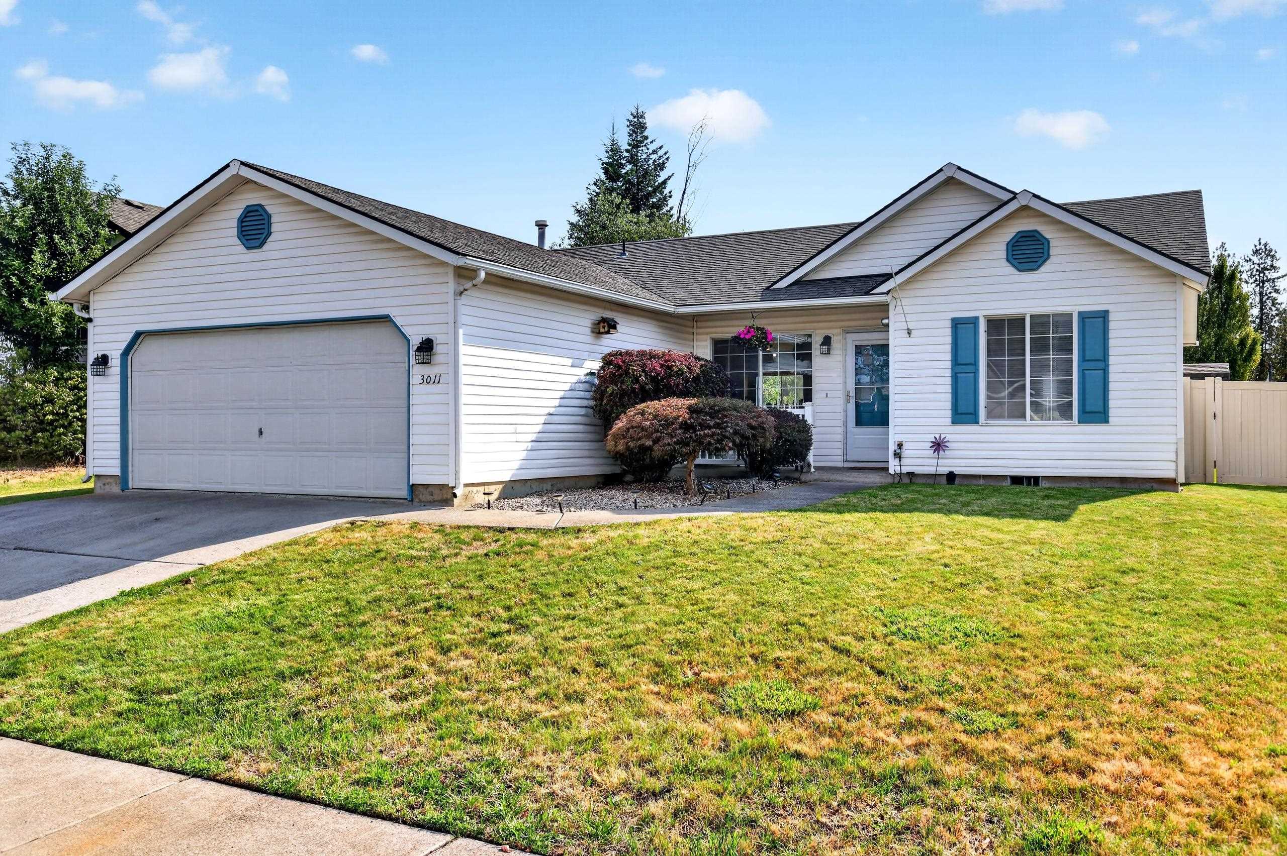 3011 MEADOW GLEN Ln - Photo 1