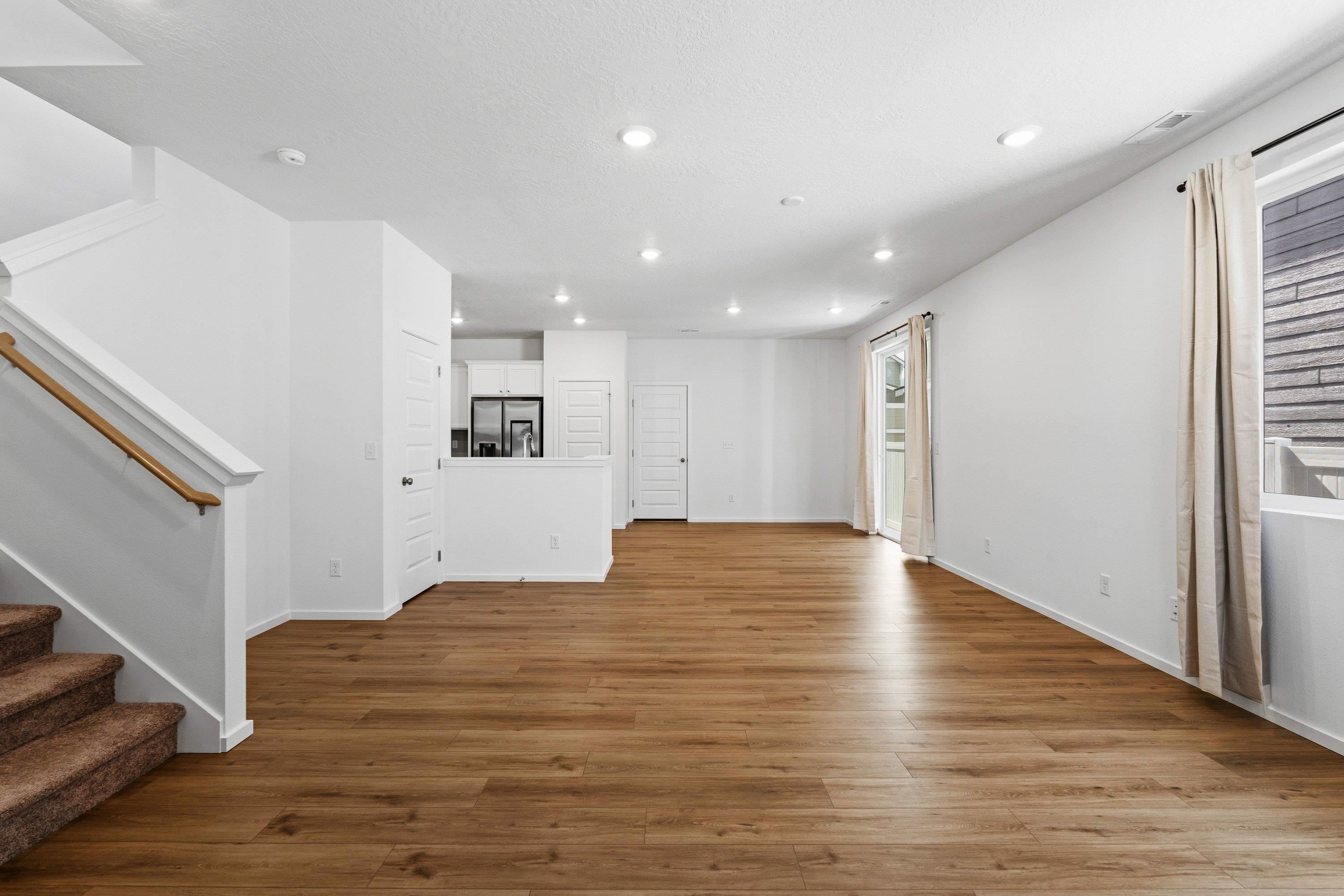 24814 E Coopers Hawk Ln - Photo 7