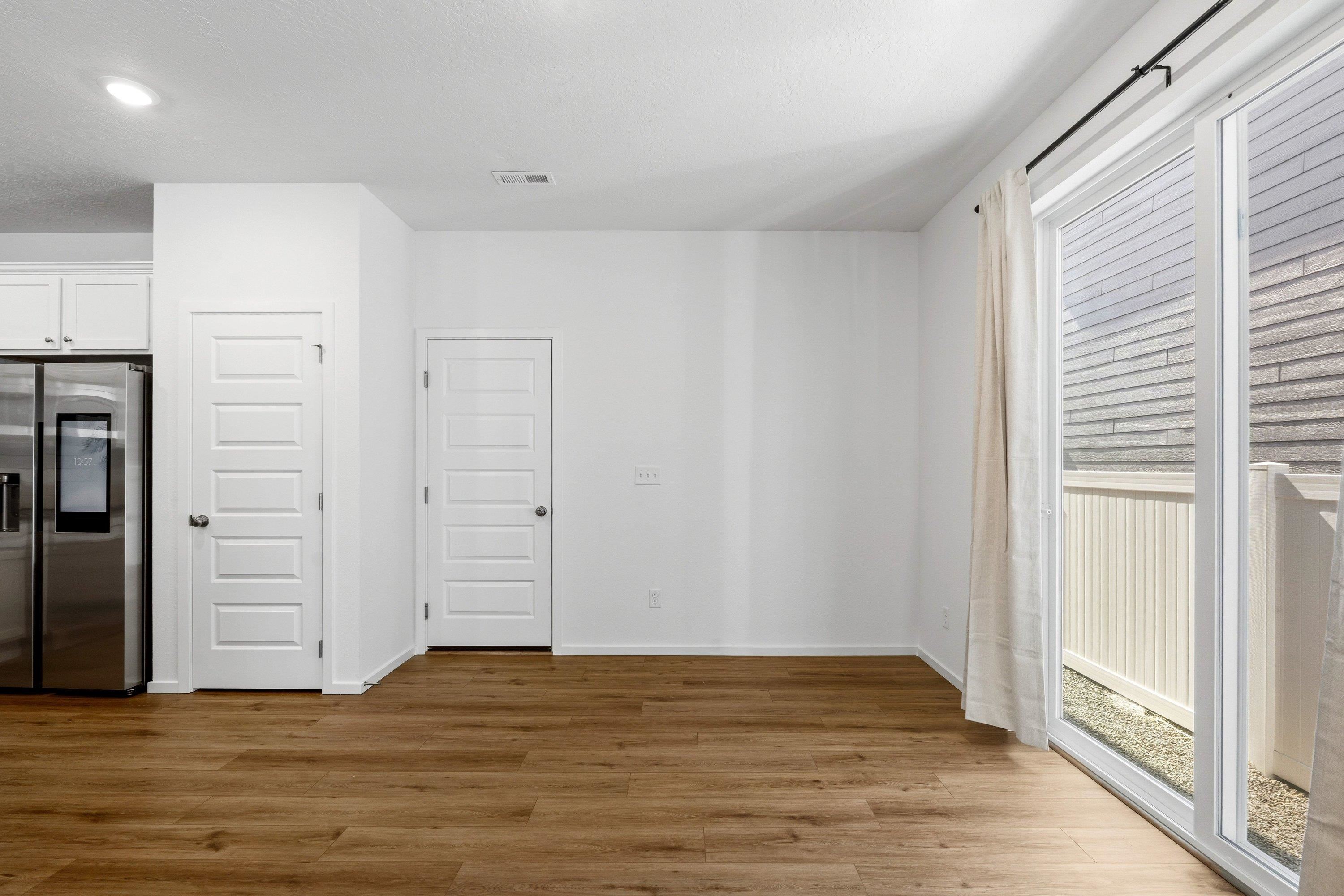 24814 E Coopers Hawk Ln - Photo 10