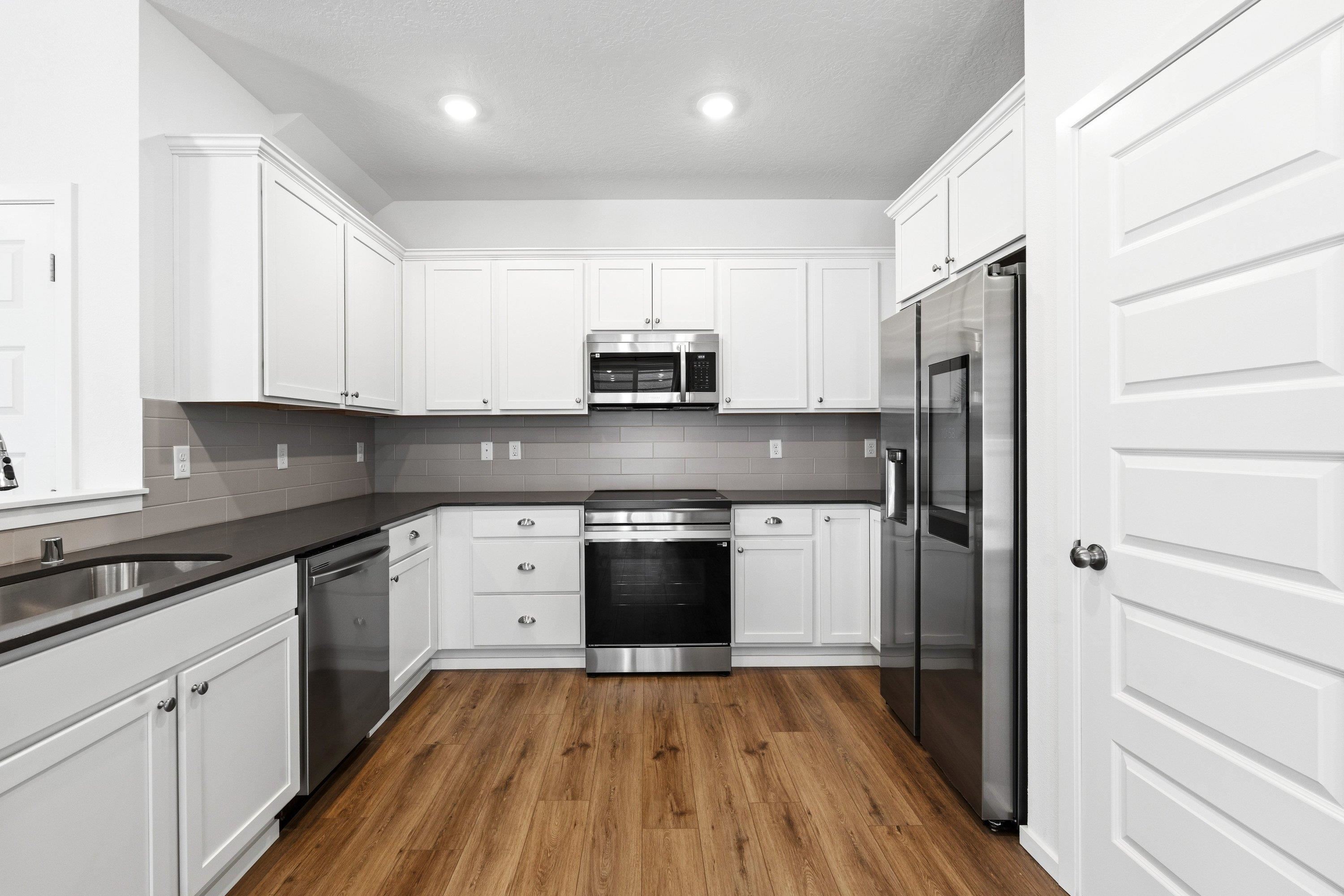 24814 E Coopers Hawk Ln - Photo 13