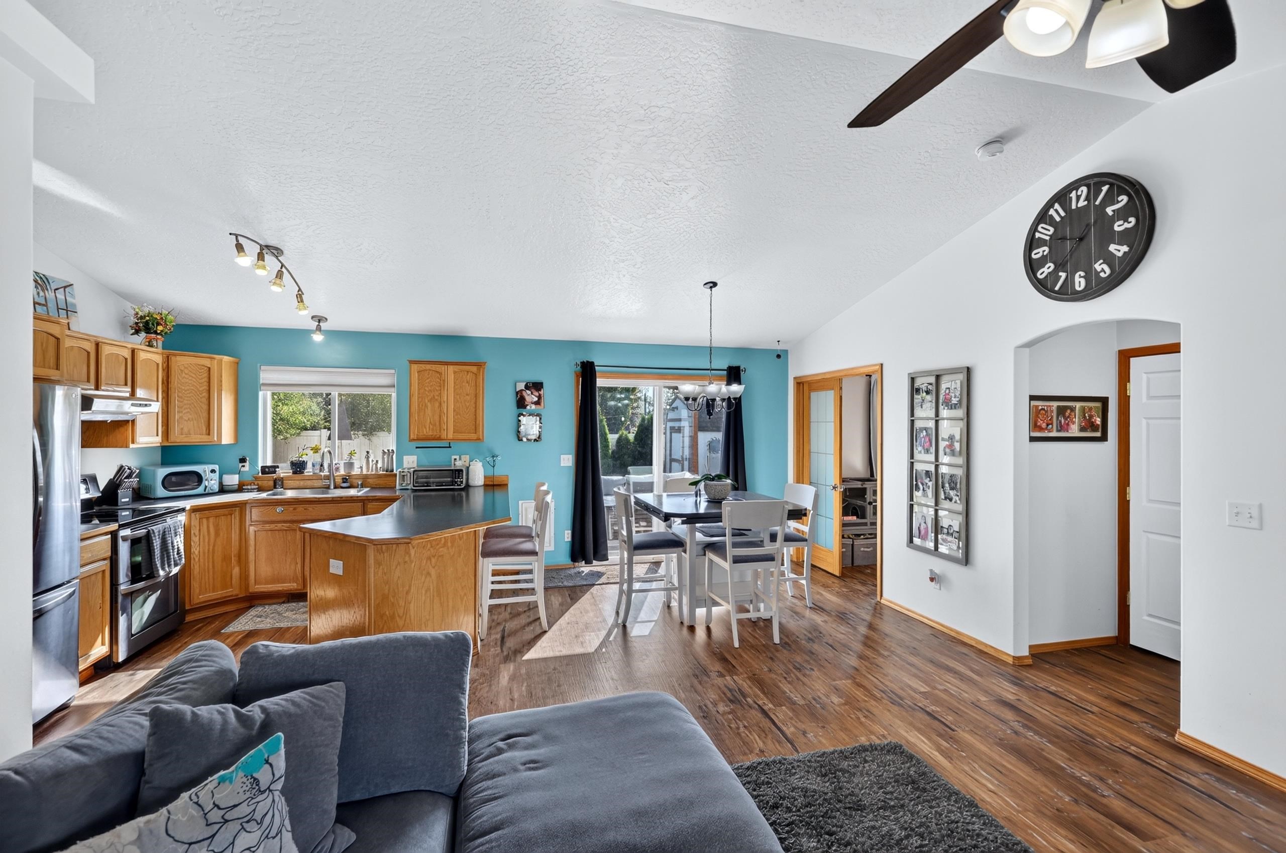 3011 MEADOW GLEN Ln - Photo 14