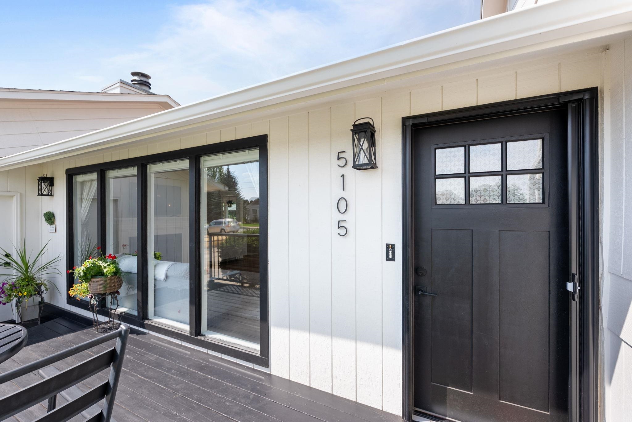 5105 N Keller Rd - Photo 2