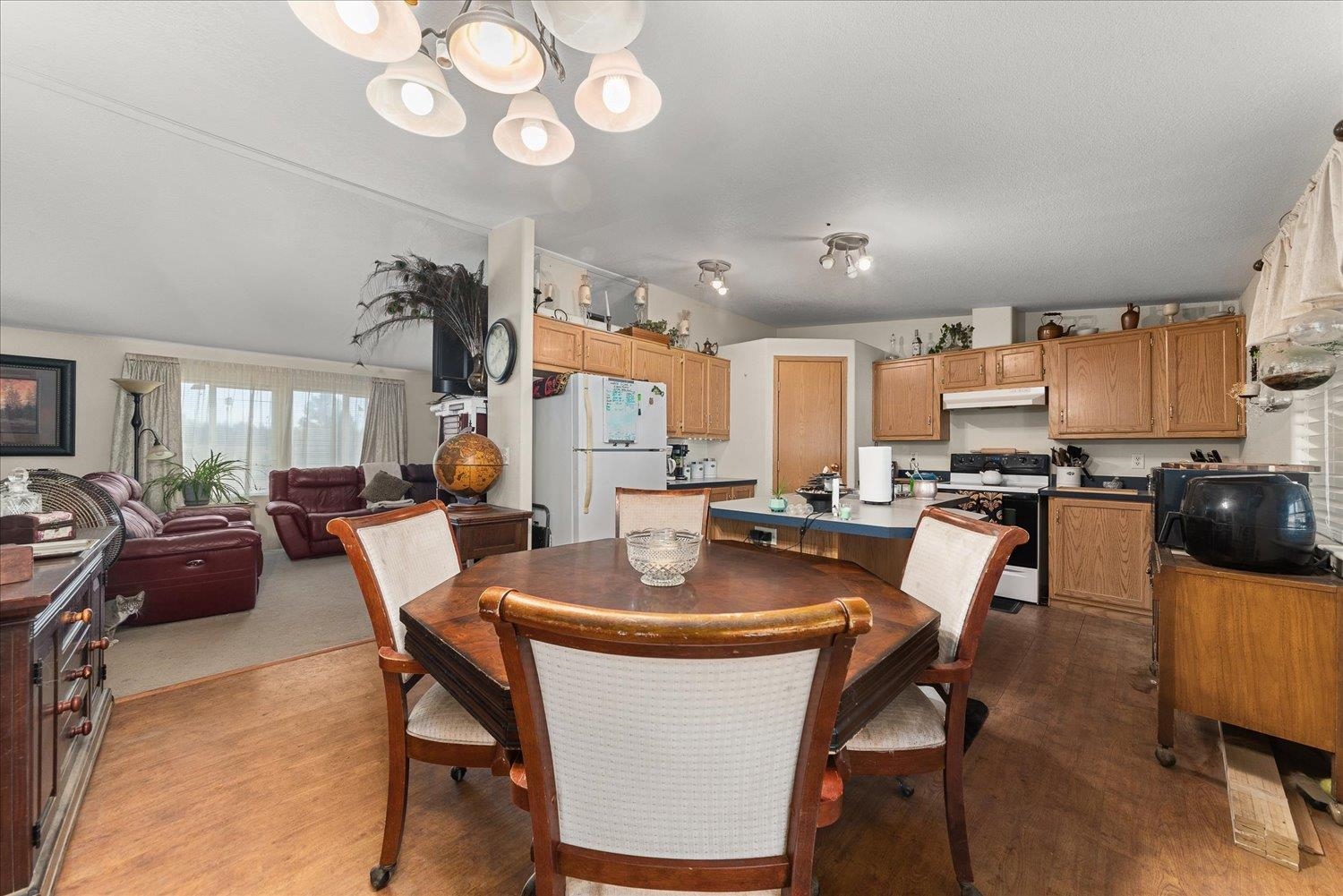 503 W Bridges Rd - Photo 2