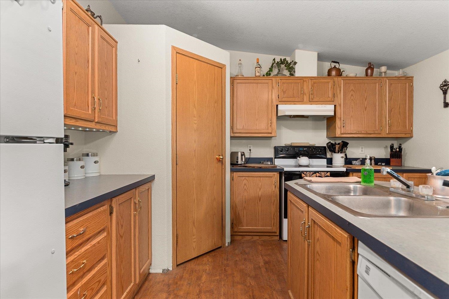 503 W Bridges Rd - Photo 5