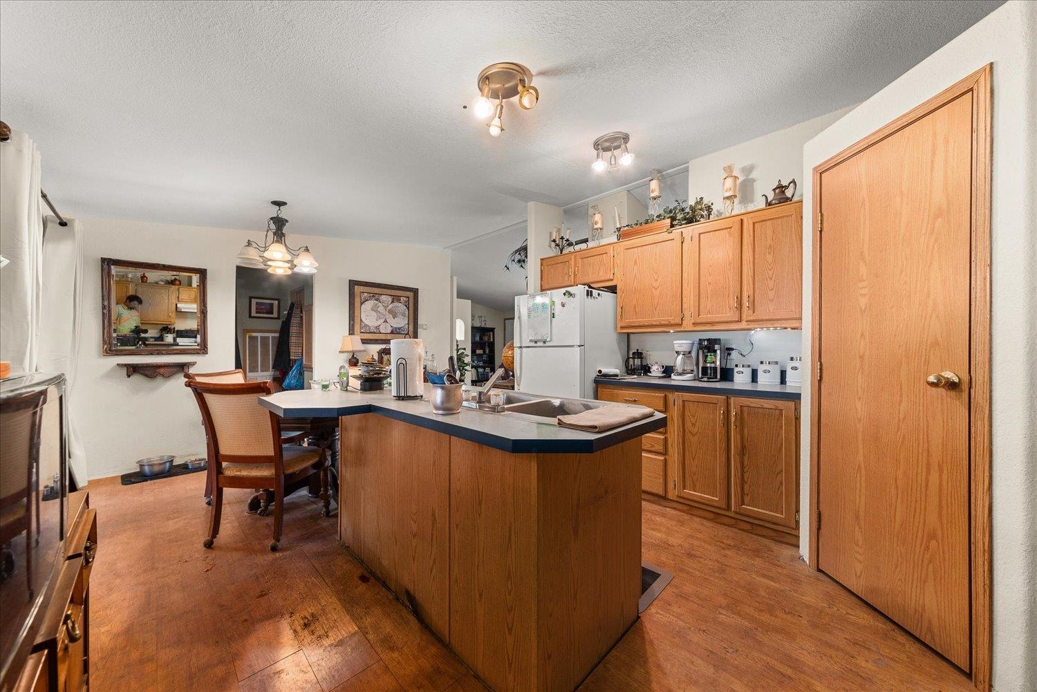 503 W Bridges Rd - Photo 8