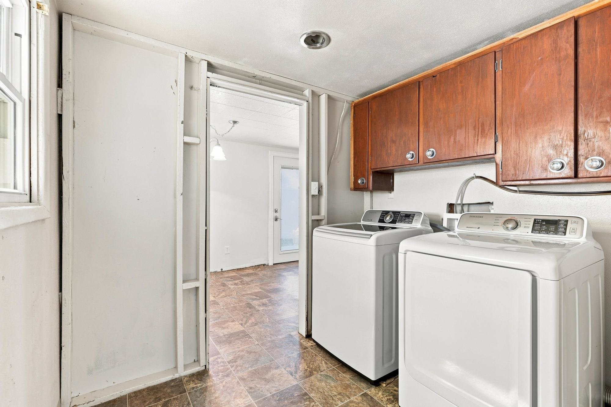 1318 E Ermina Ave - Photo 21