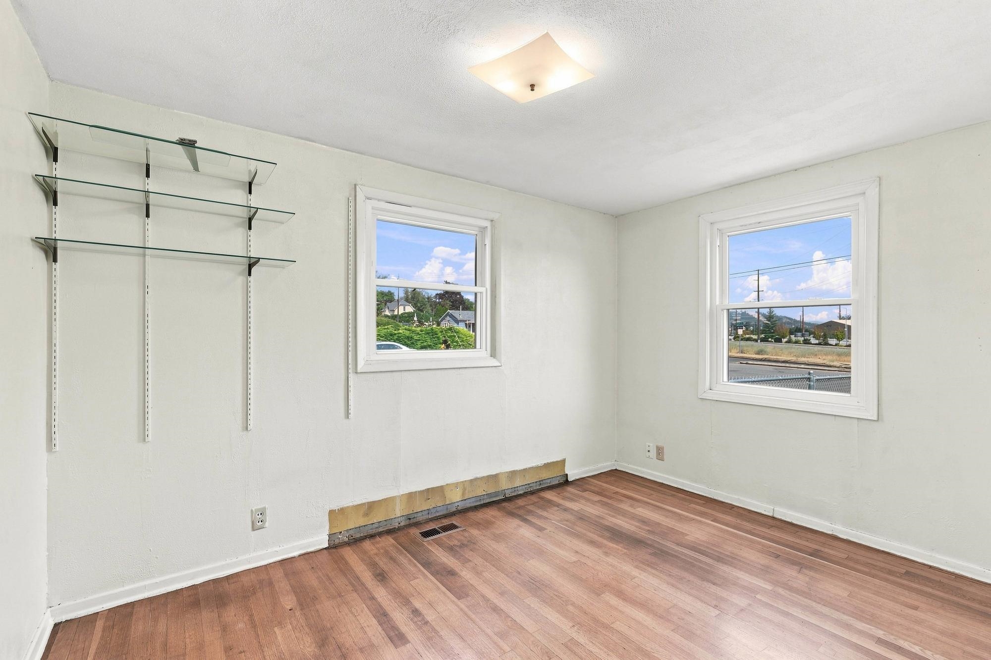 1318 E Ermina Ave - Photo 18