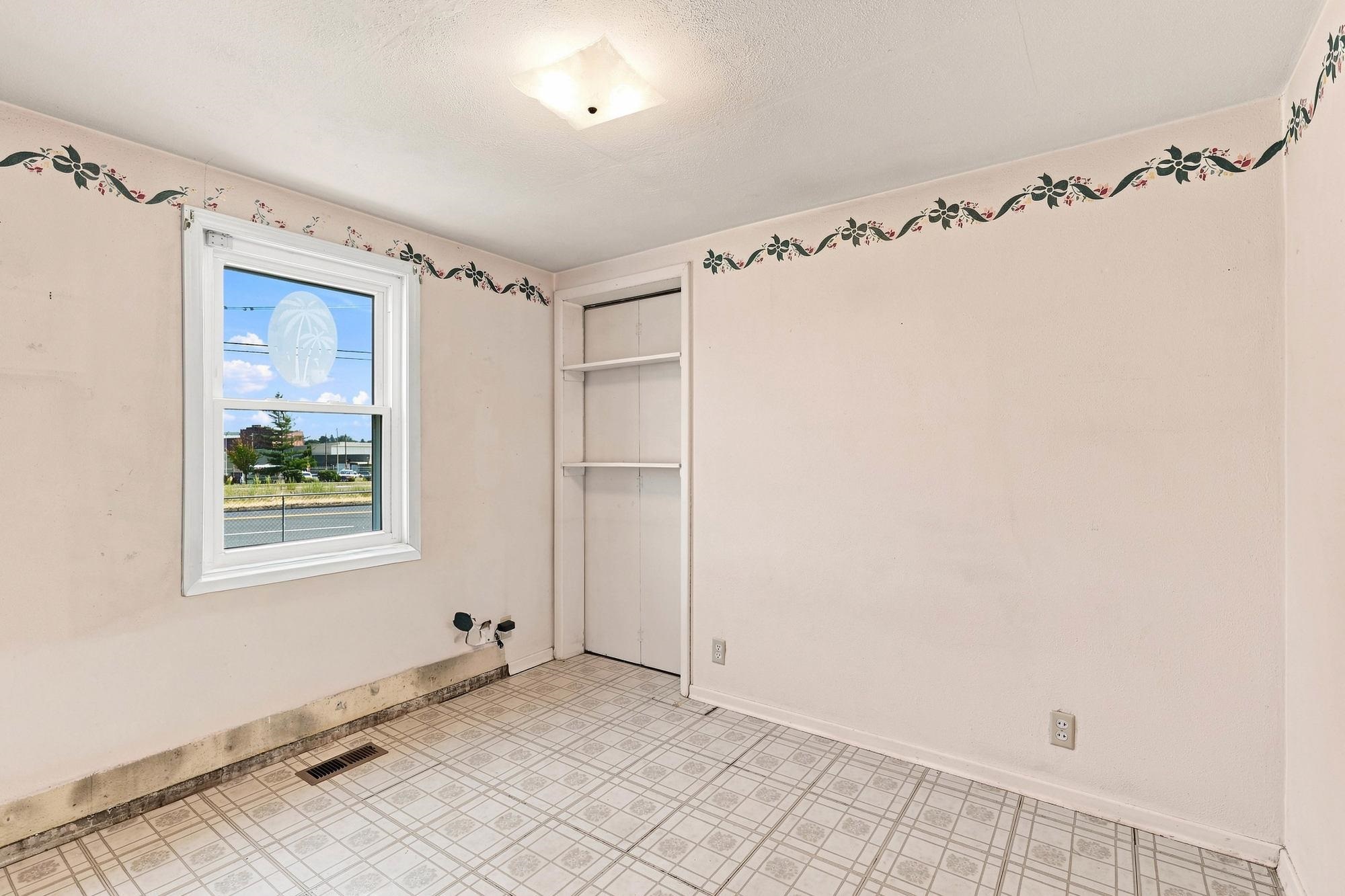 1318 E Ermina Ave - Photo 20
