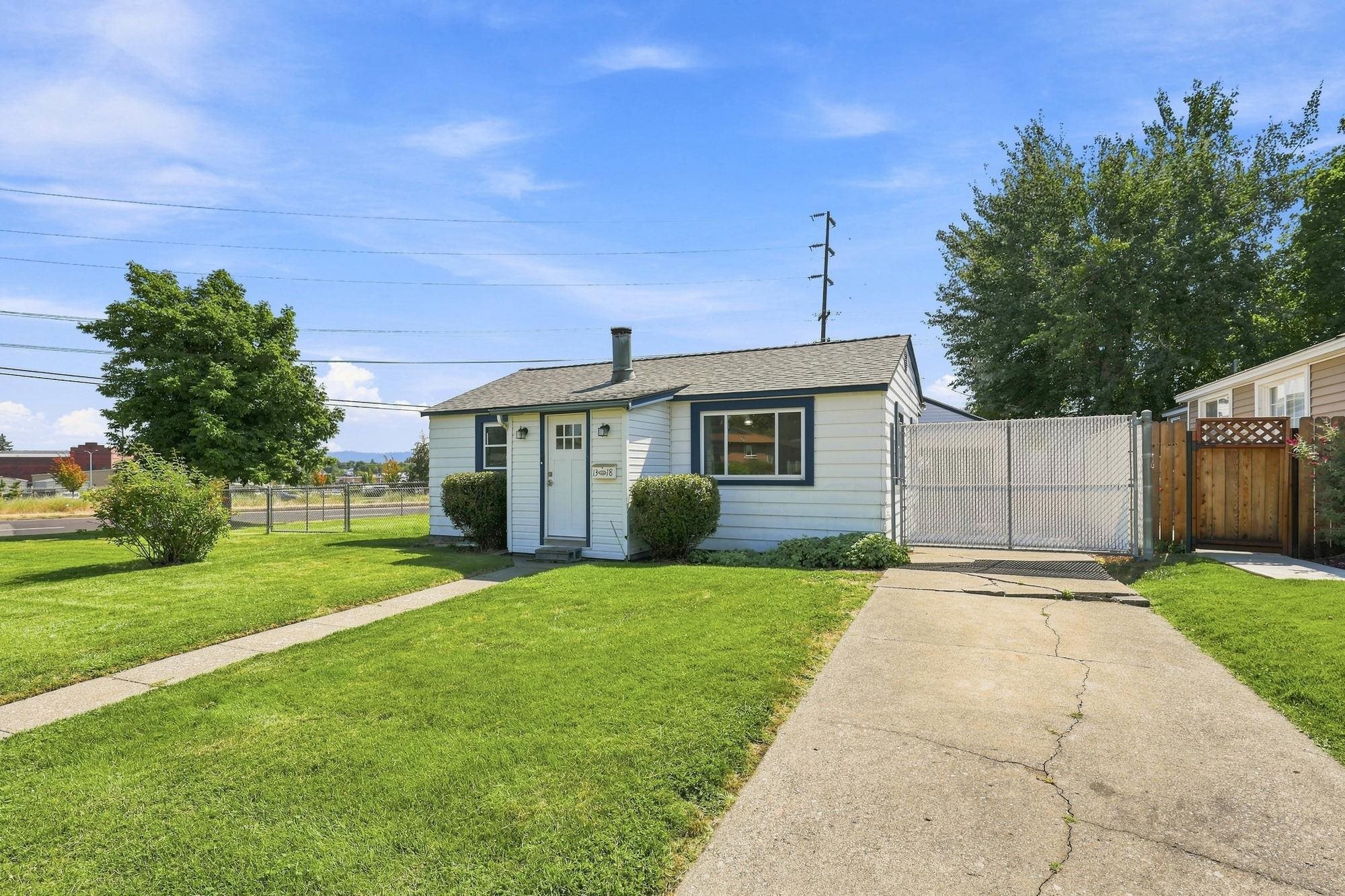 1318 E Ermina Ave - Photo 33