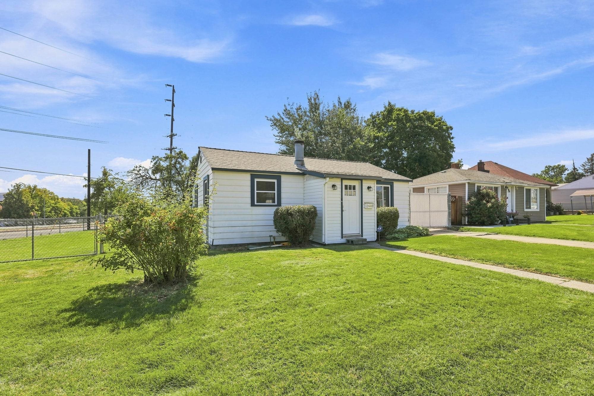 1318 E Ermina Ave - Photo 35