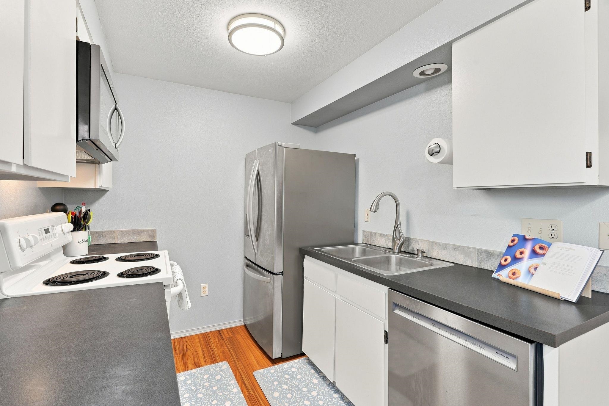 1416 S Grand Blvd - Photo 11