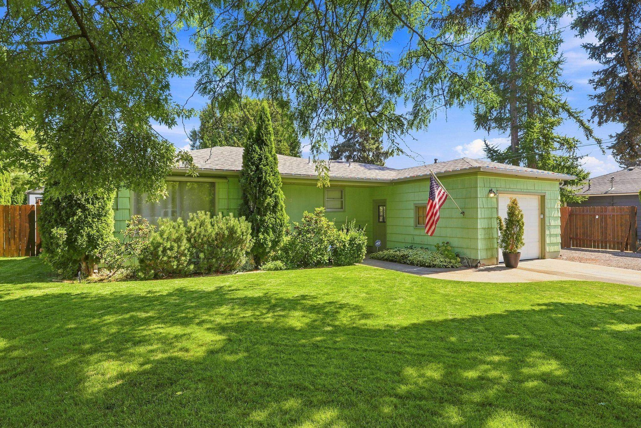 202 N BOLIVAR Rd - Photo 3