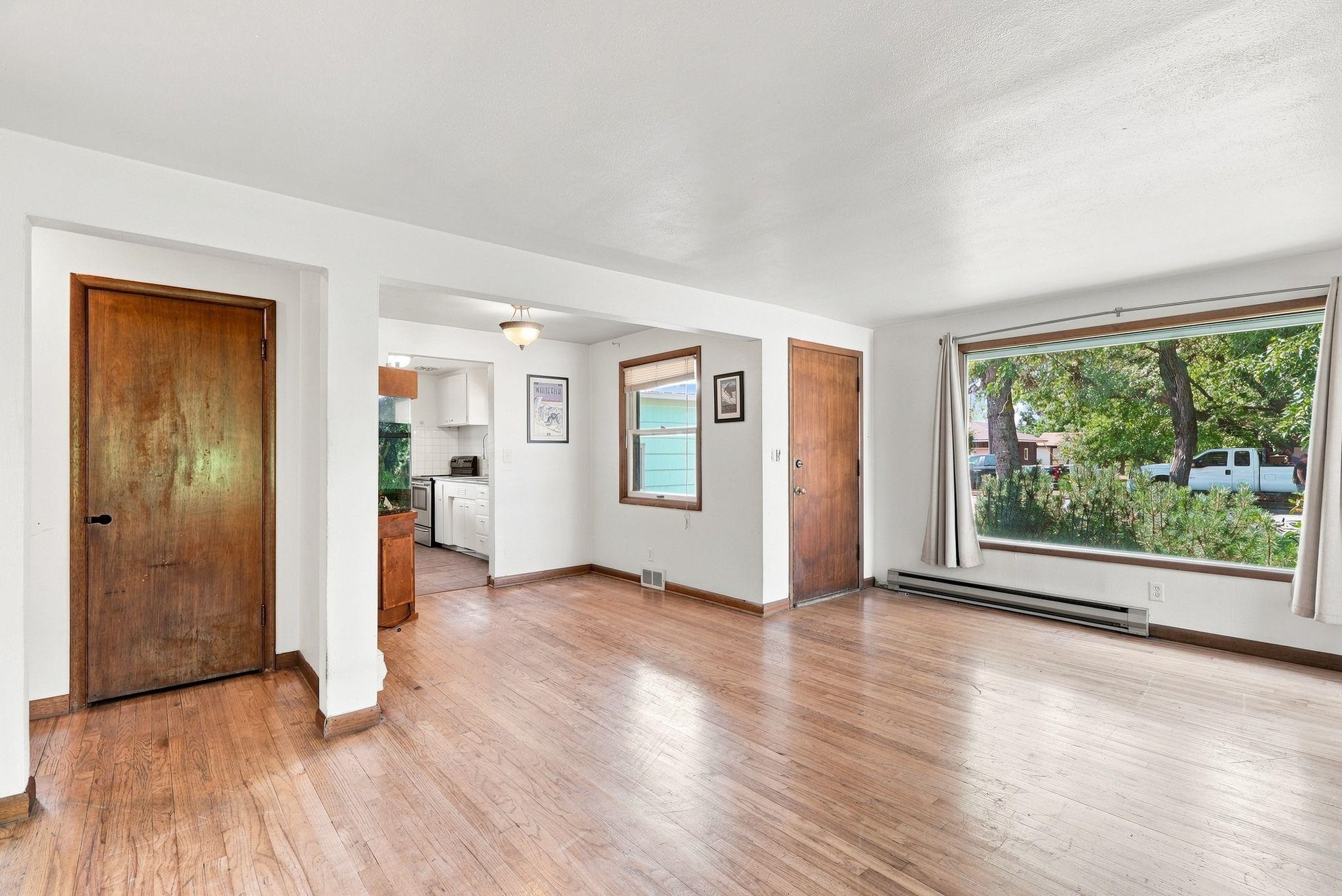 202 N BOLIVAR Rd - Photo 7