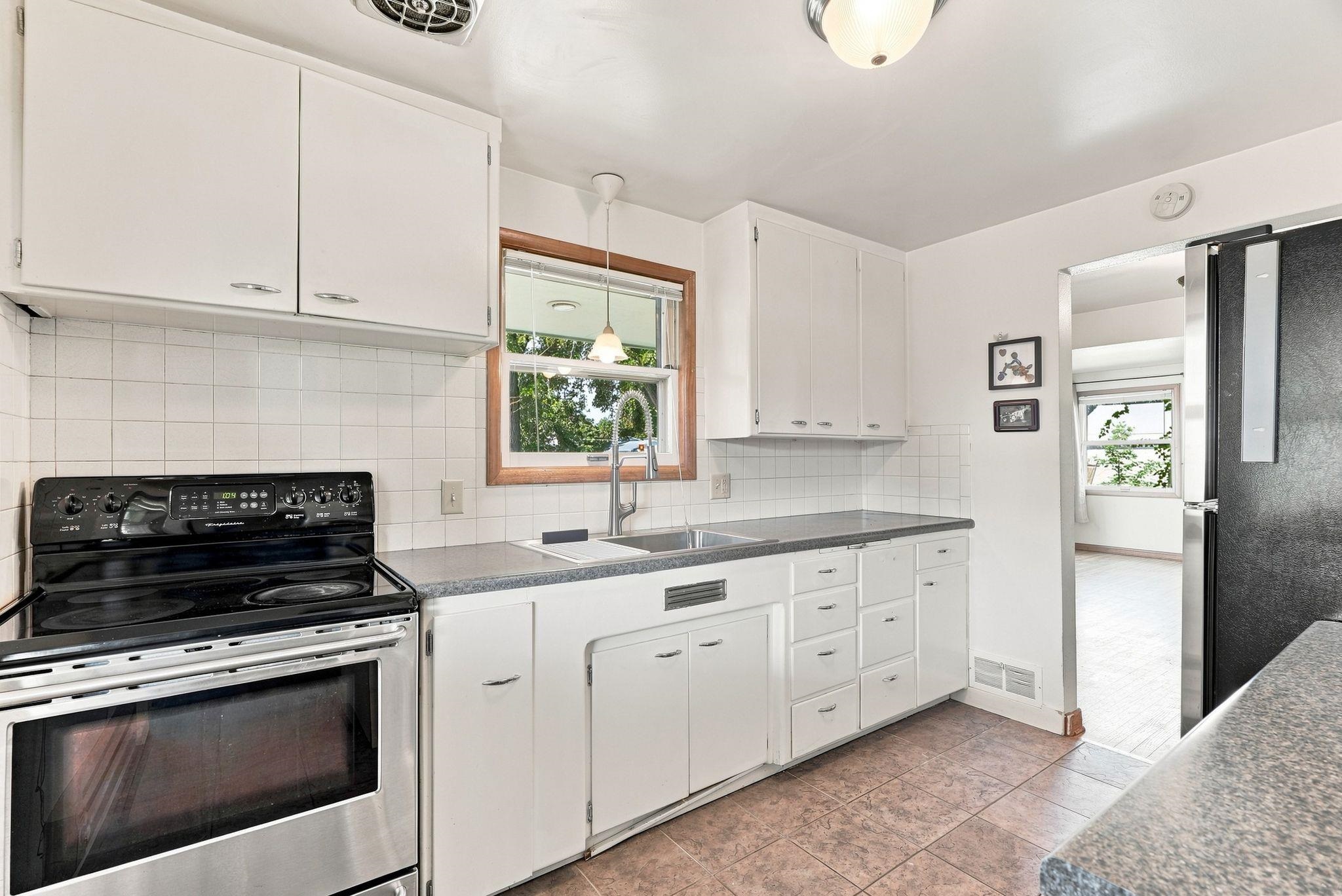 202 N BOLIVAR Rd - Photo 12