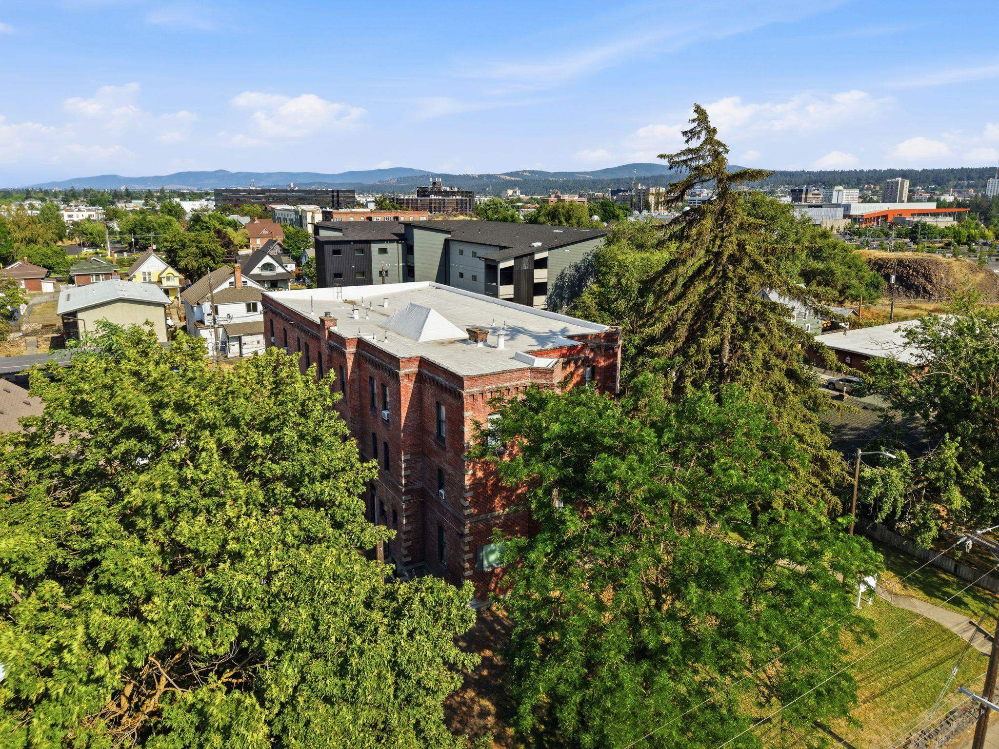 1412 N Post St - Photo 9