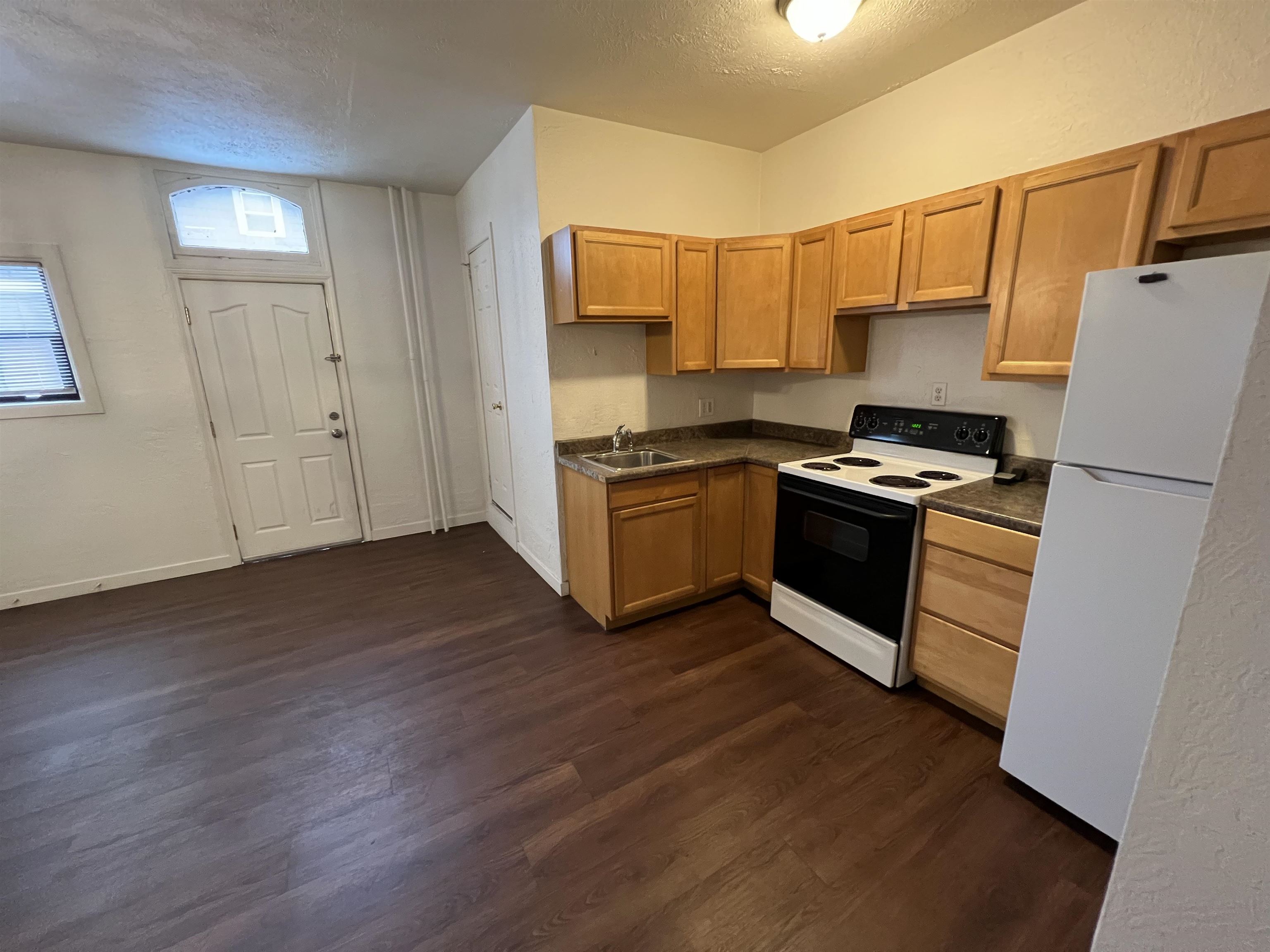 1412 N Post St - Photo 14