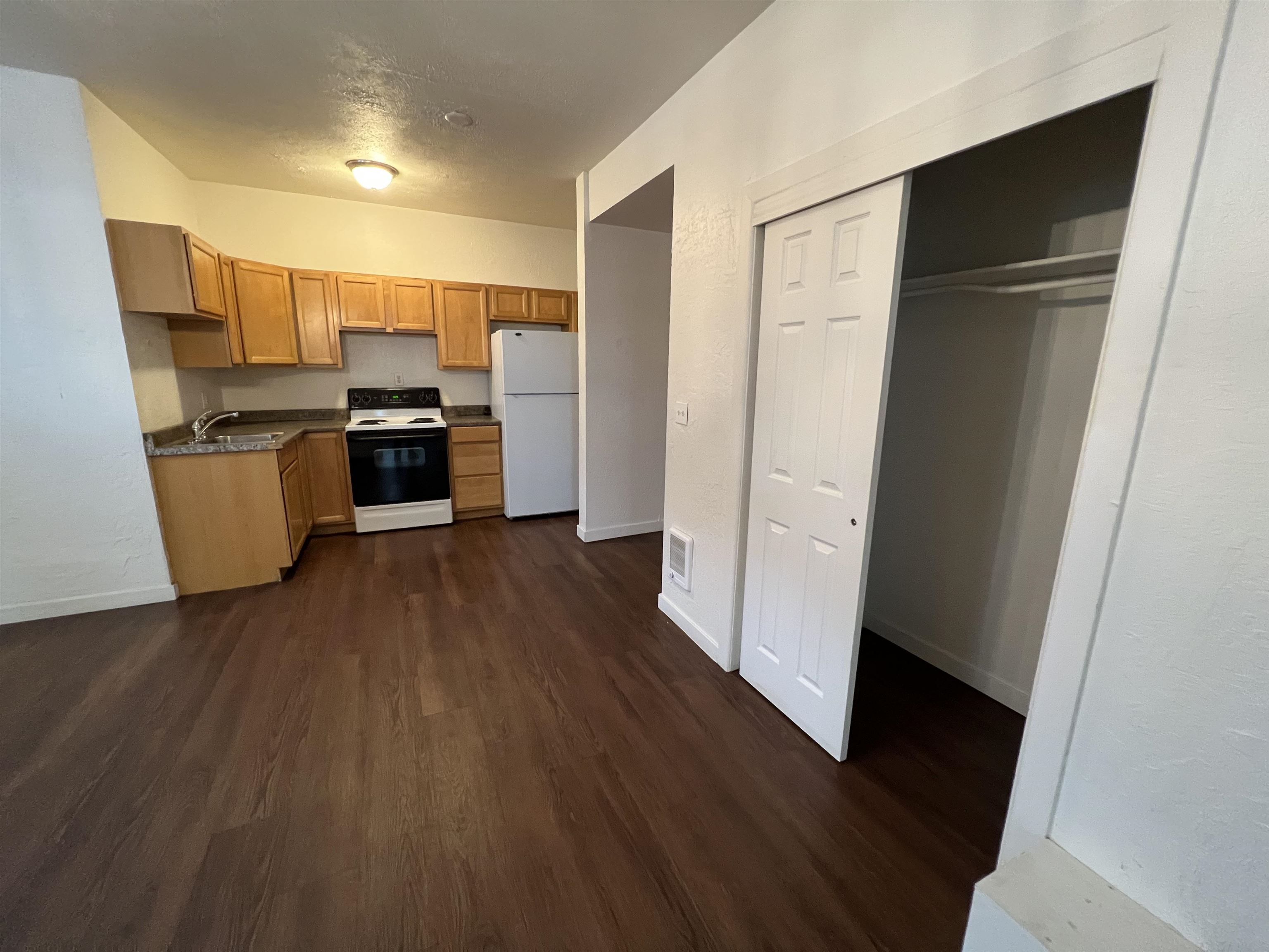 1412 N Post St - Photo 15