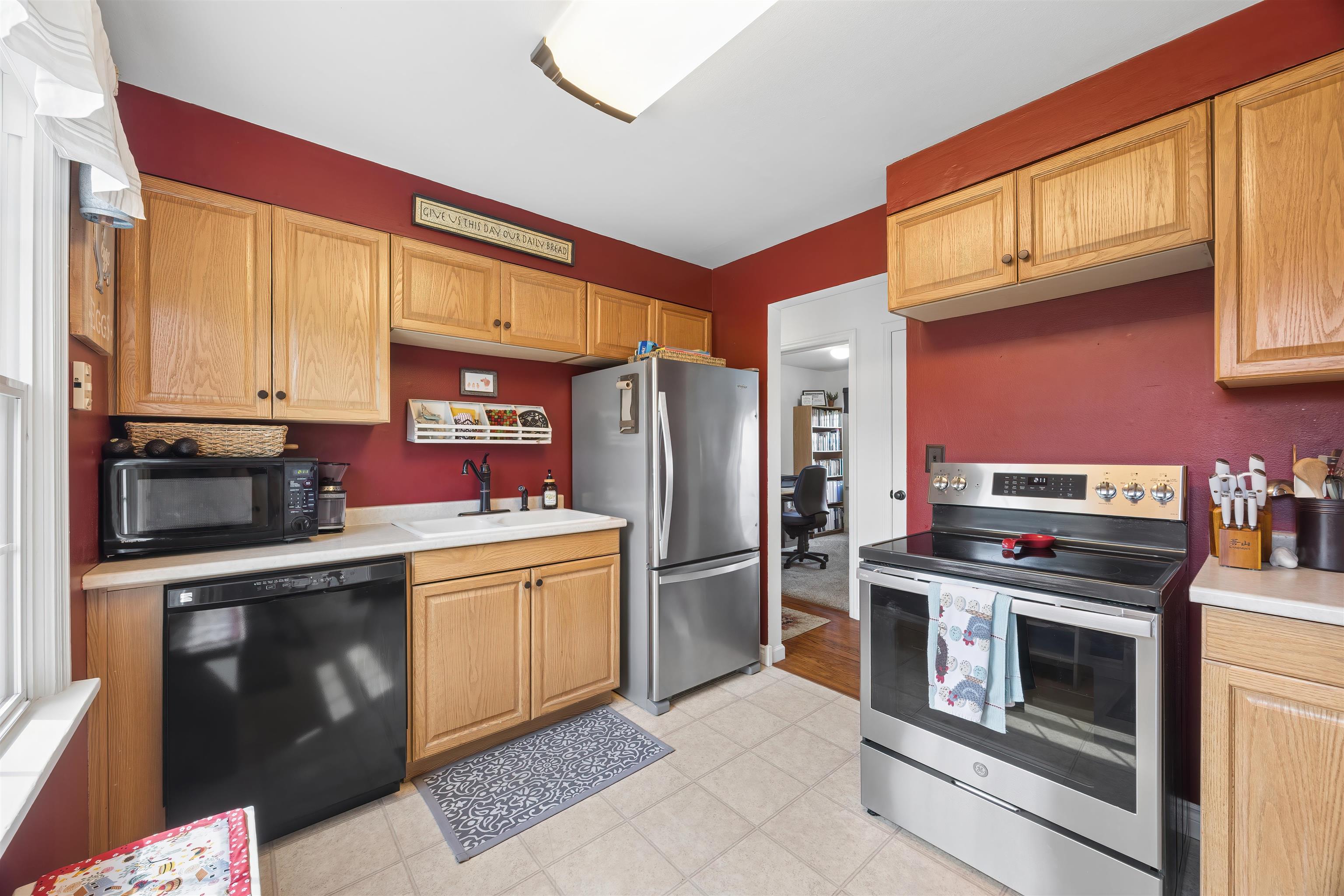 5011 W Hoffman Pl - Photo 11