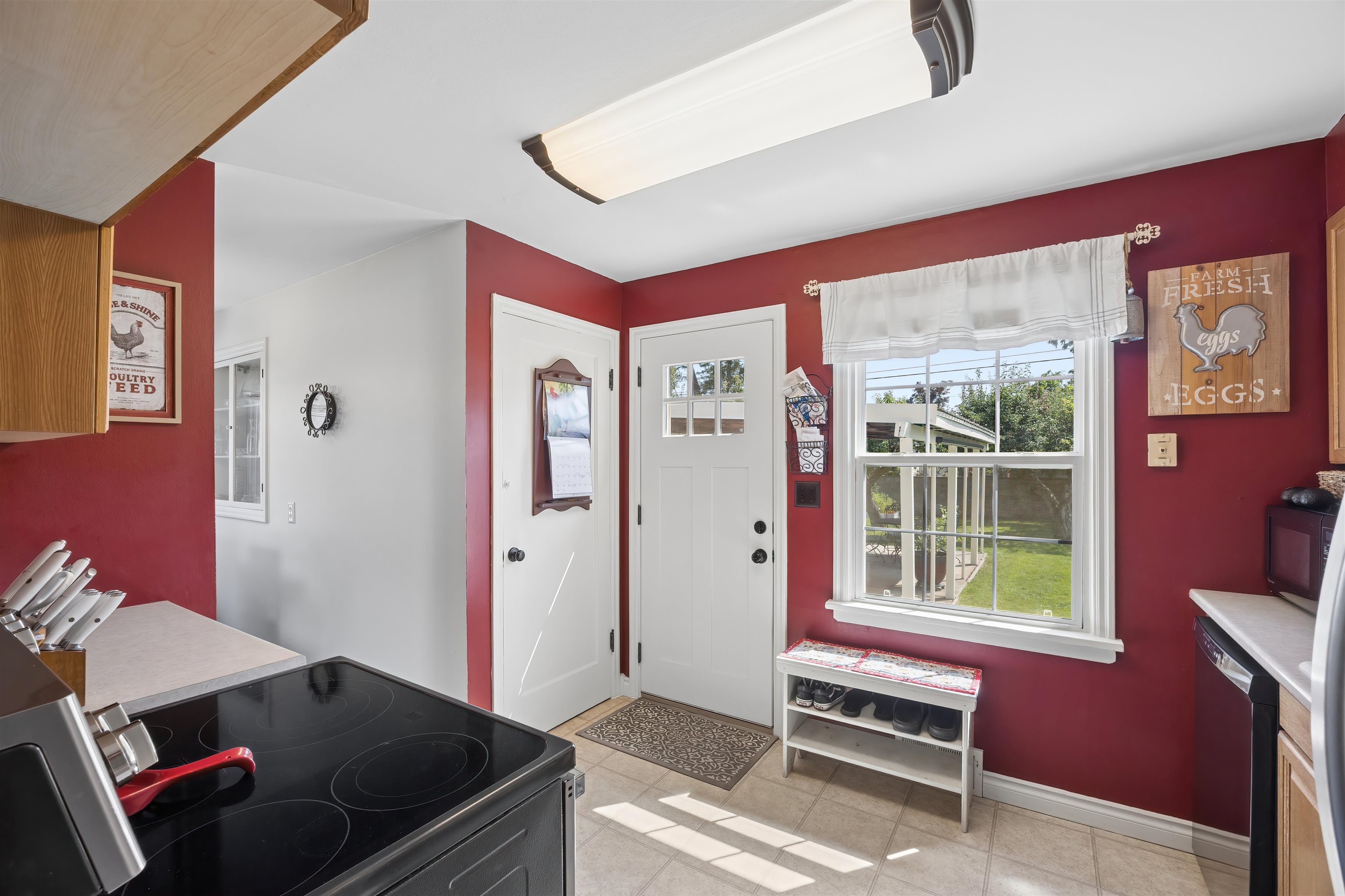 5011 W Hoffman Pl - Photo 12