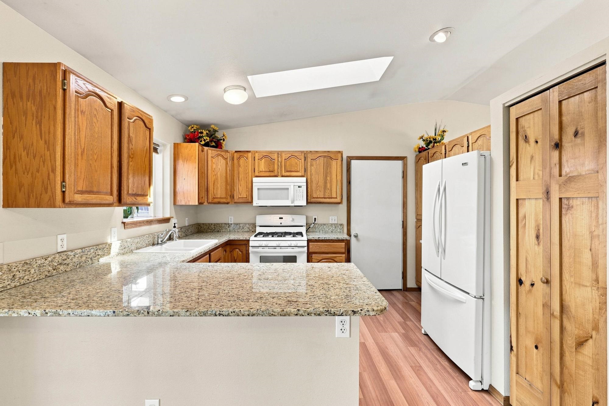 7012 W Burroughs Rd - Photo 7