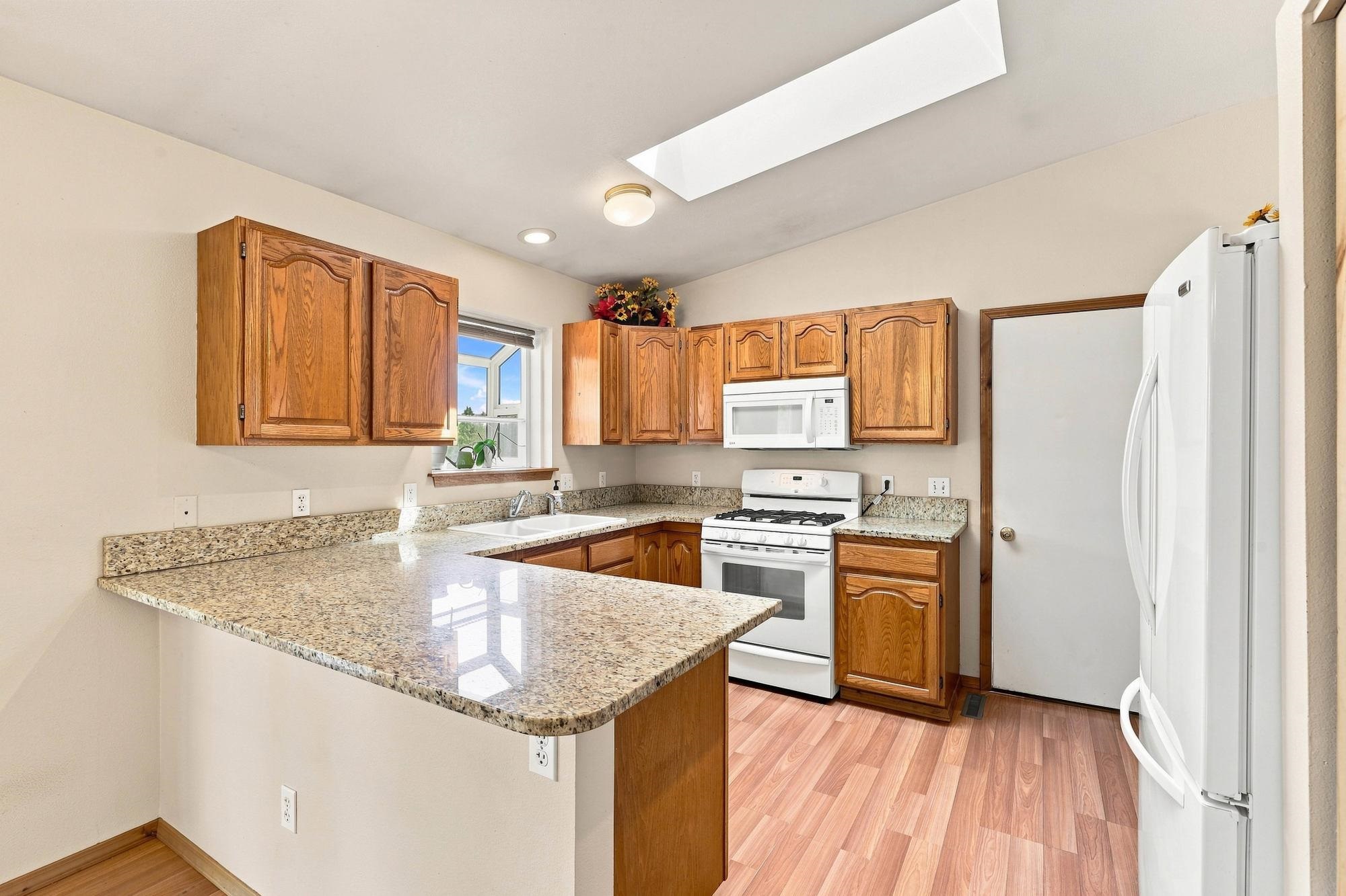 7012 W Burroughs Rd - Photo 8