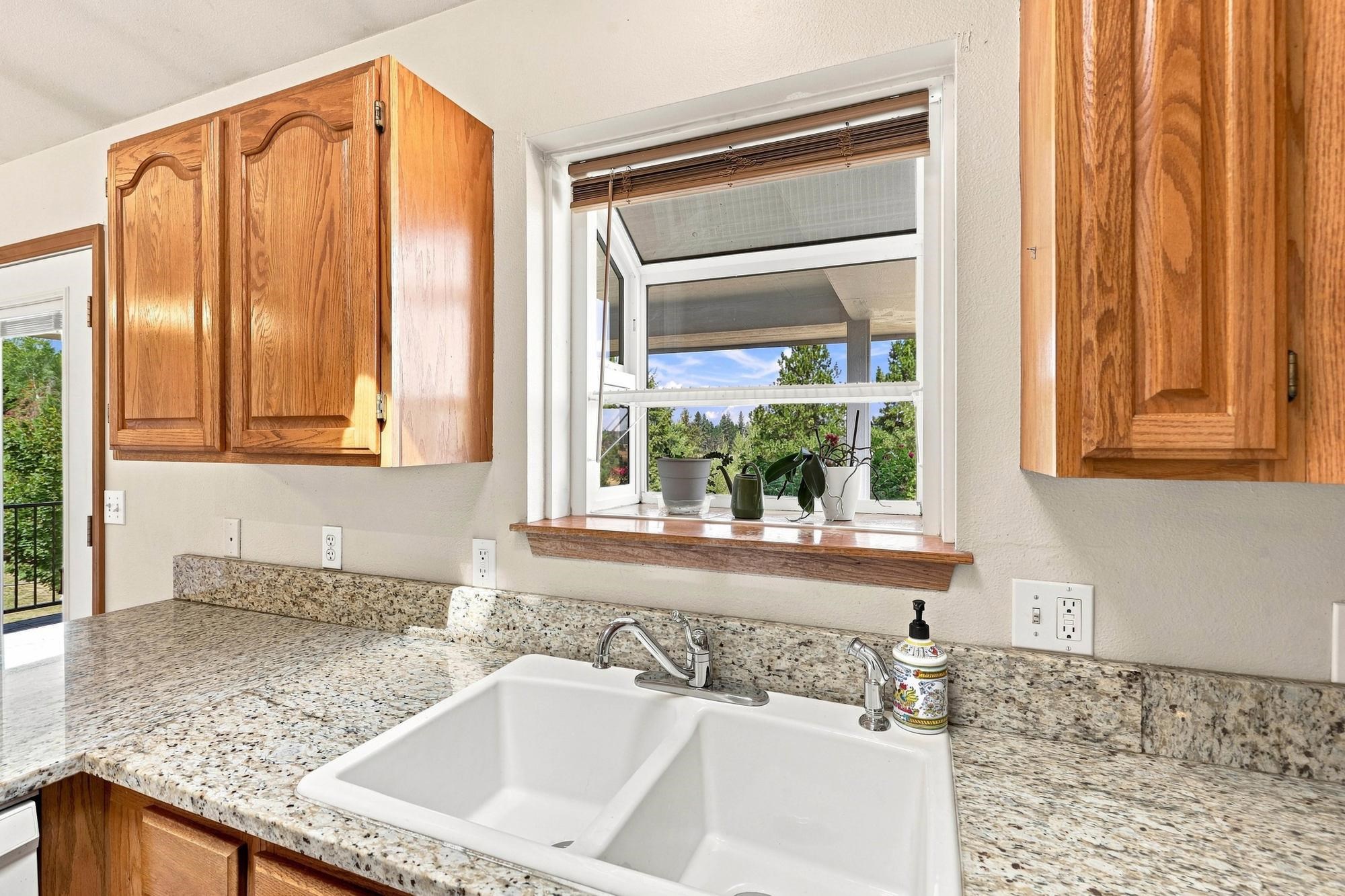 7012 W Burroughs Rd - Photo 9