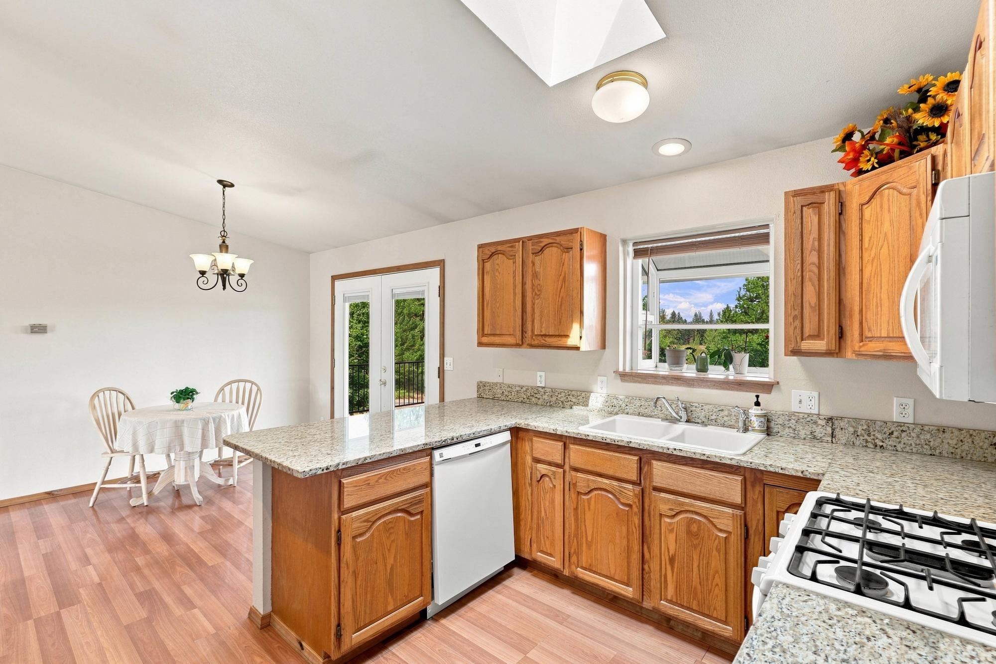 7012 W Burroughs Rd - Photo 10