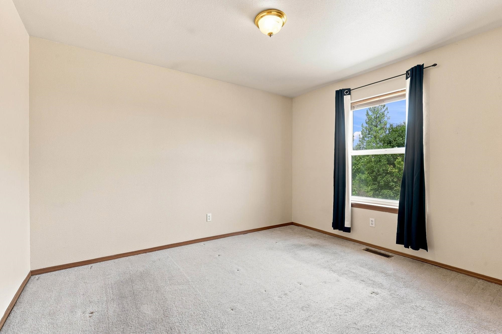 7012 W Burroughs Rd - Photo 18