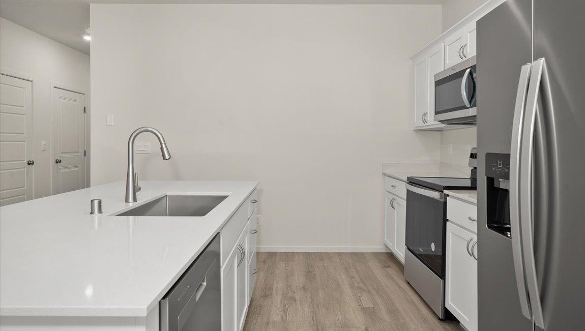 3814 S Walden St - Photo 7
