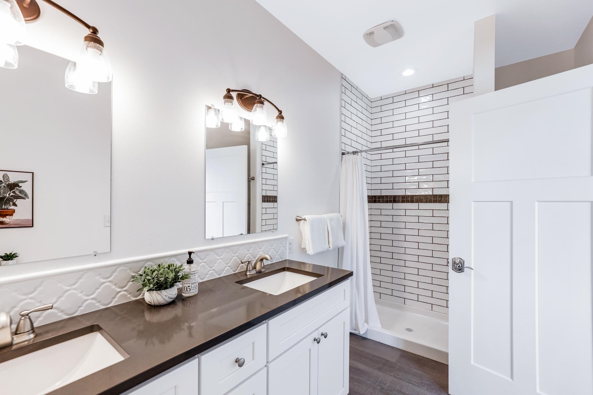 600 E Devisadero St - Photo 14