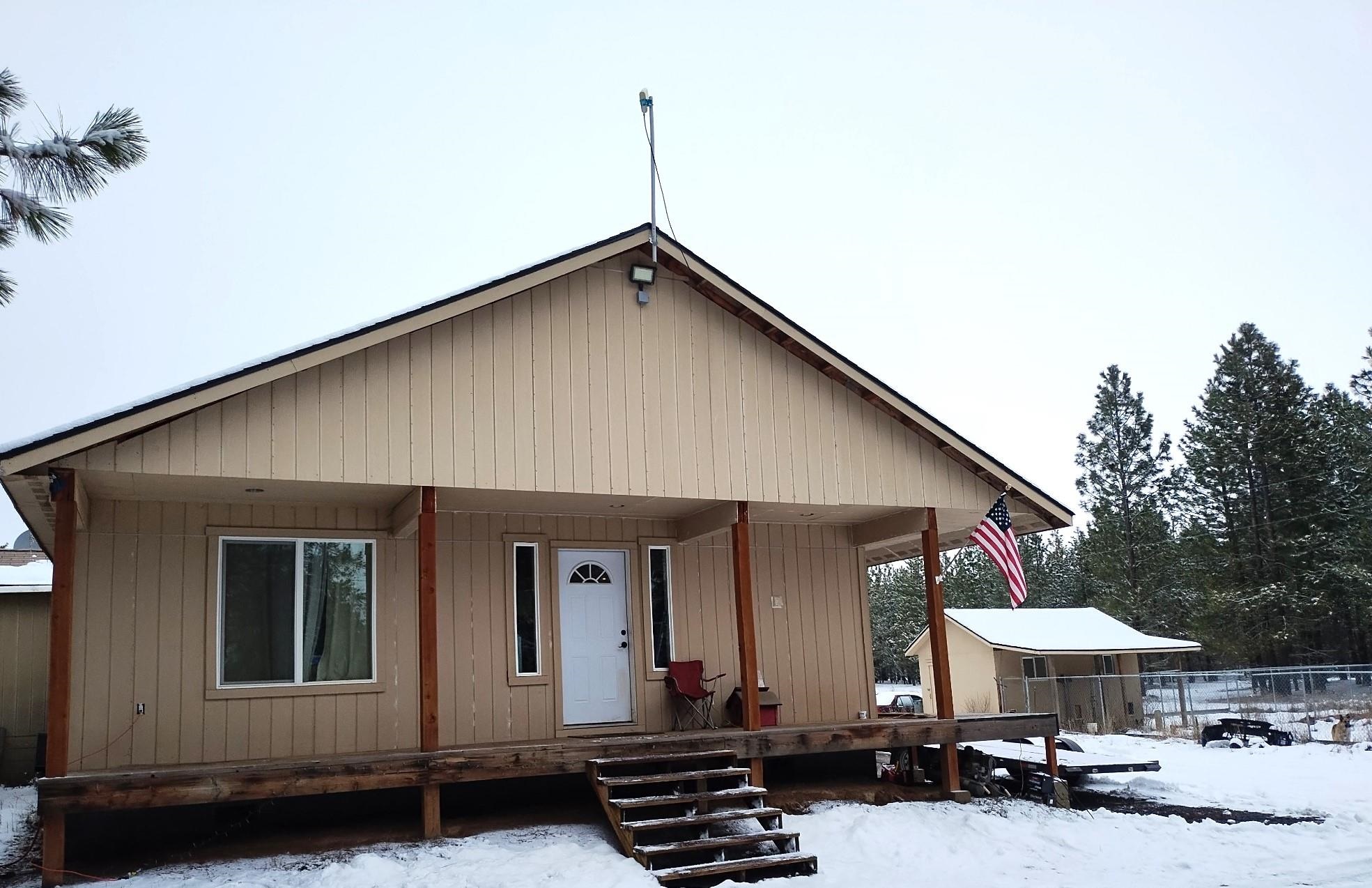 18427 W Burnett Rd - Photo 1