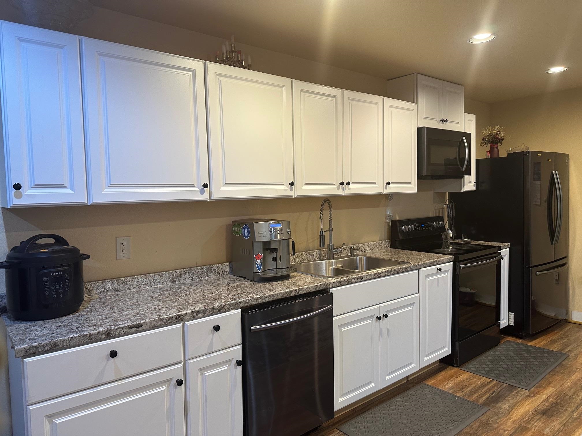 18427 W Burnett Rd - Photo 5