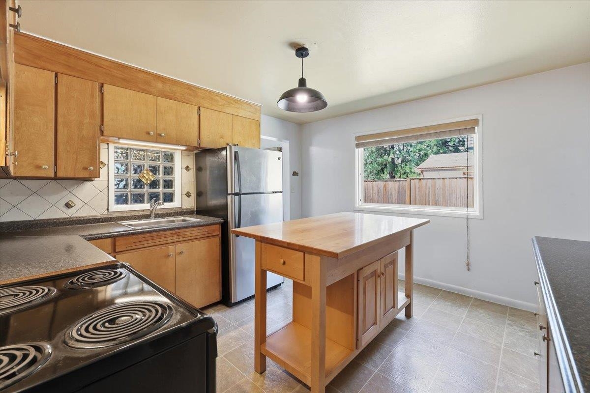 2224 S Grand Blvd - Photo 9