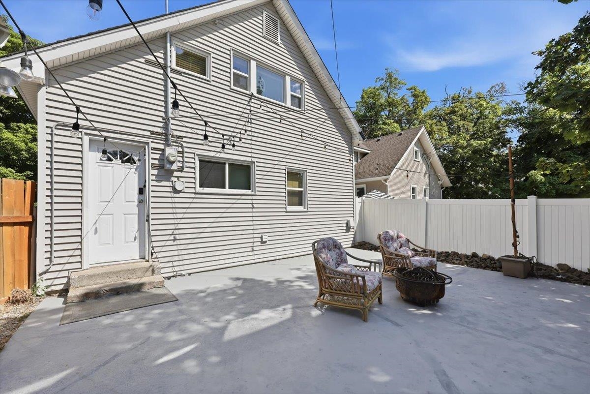 2224 S Grand Blvd - Photo 18