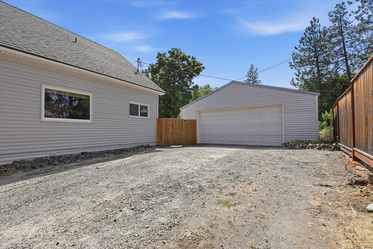 2224 S Grand Blvd - Photo 20