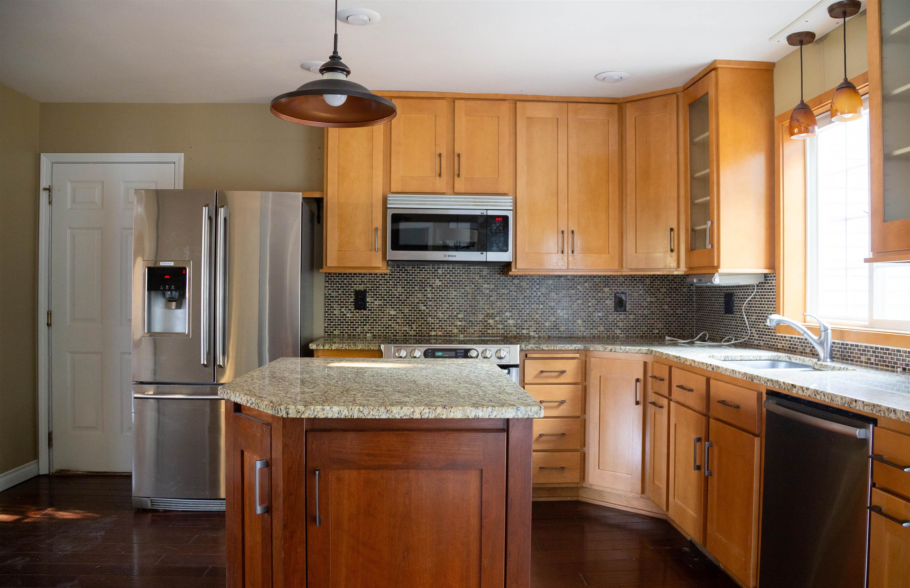 1316 W Maxine Ct - Photo 5