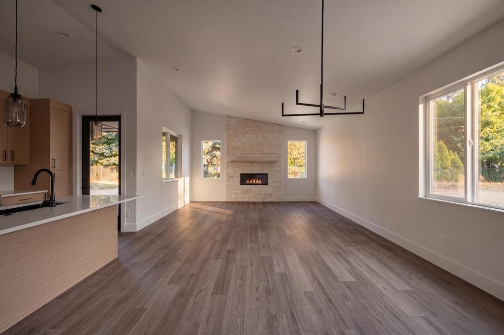11005 E 36TH Dr - Photo 13