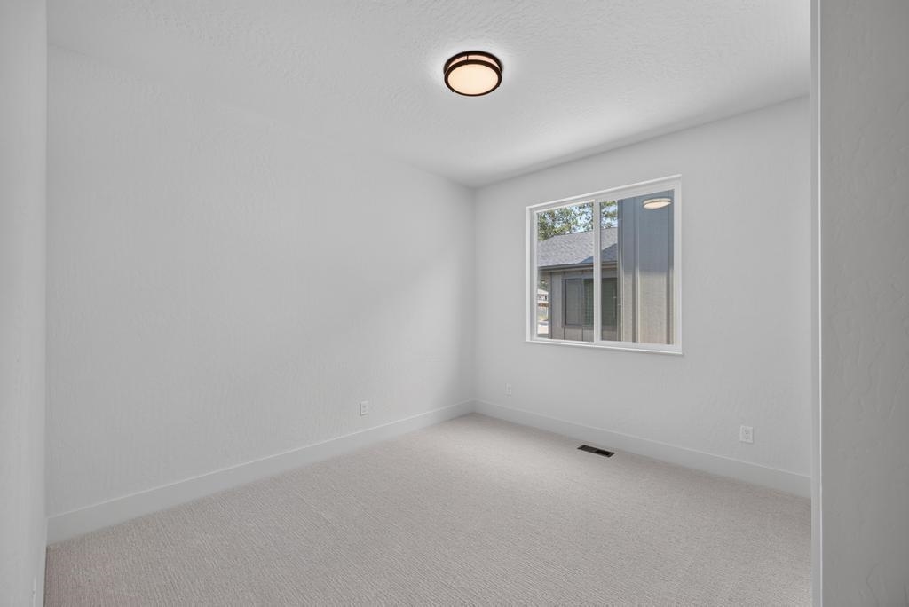 11005 E 36TH Dr - Photo 41