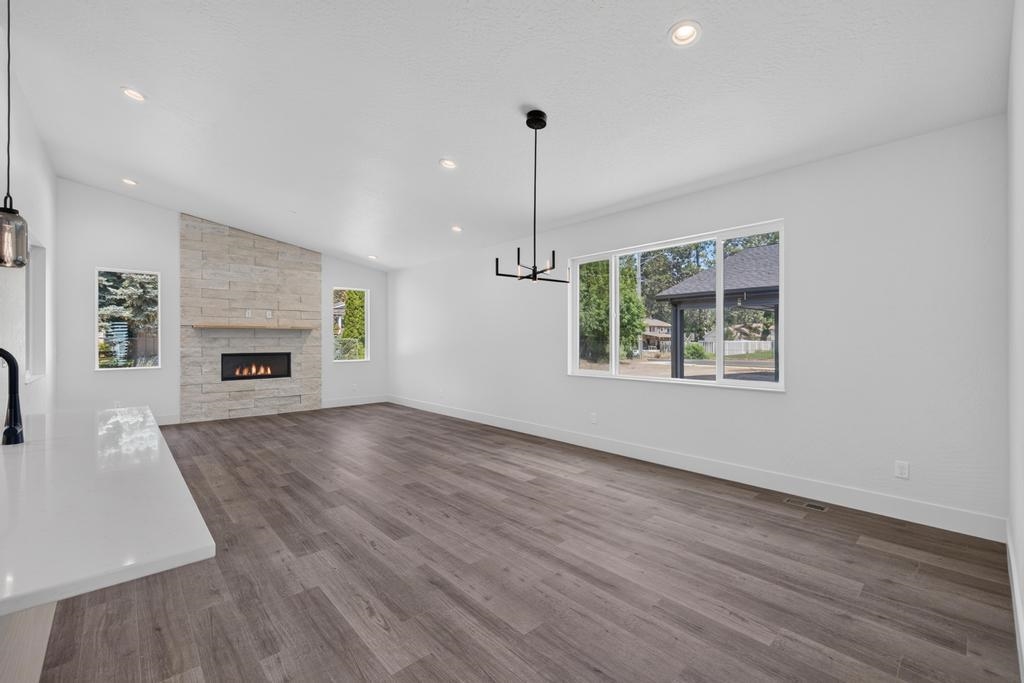 11005 E 36TH Dr - Photo 28