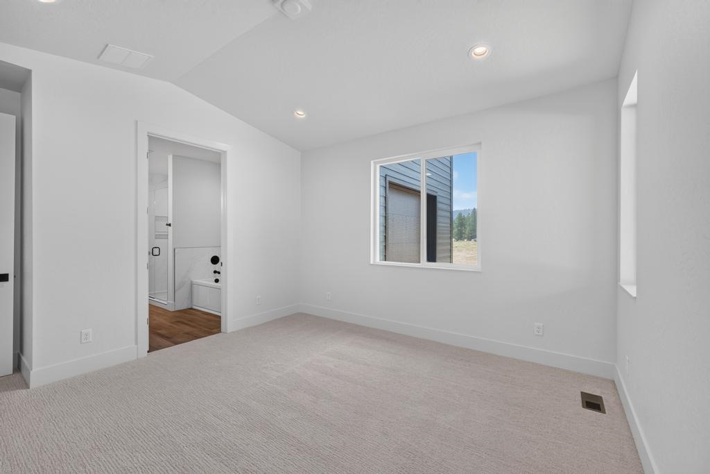 11005 E 36TH Dr - Photo 33