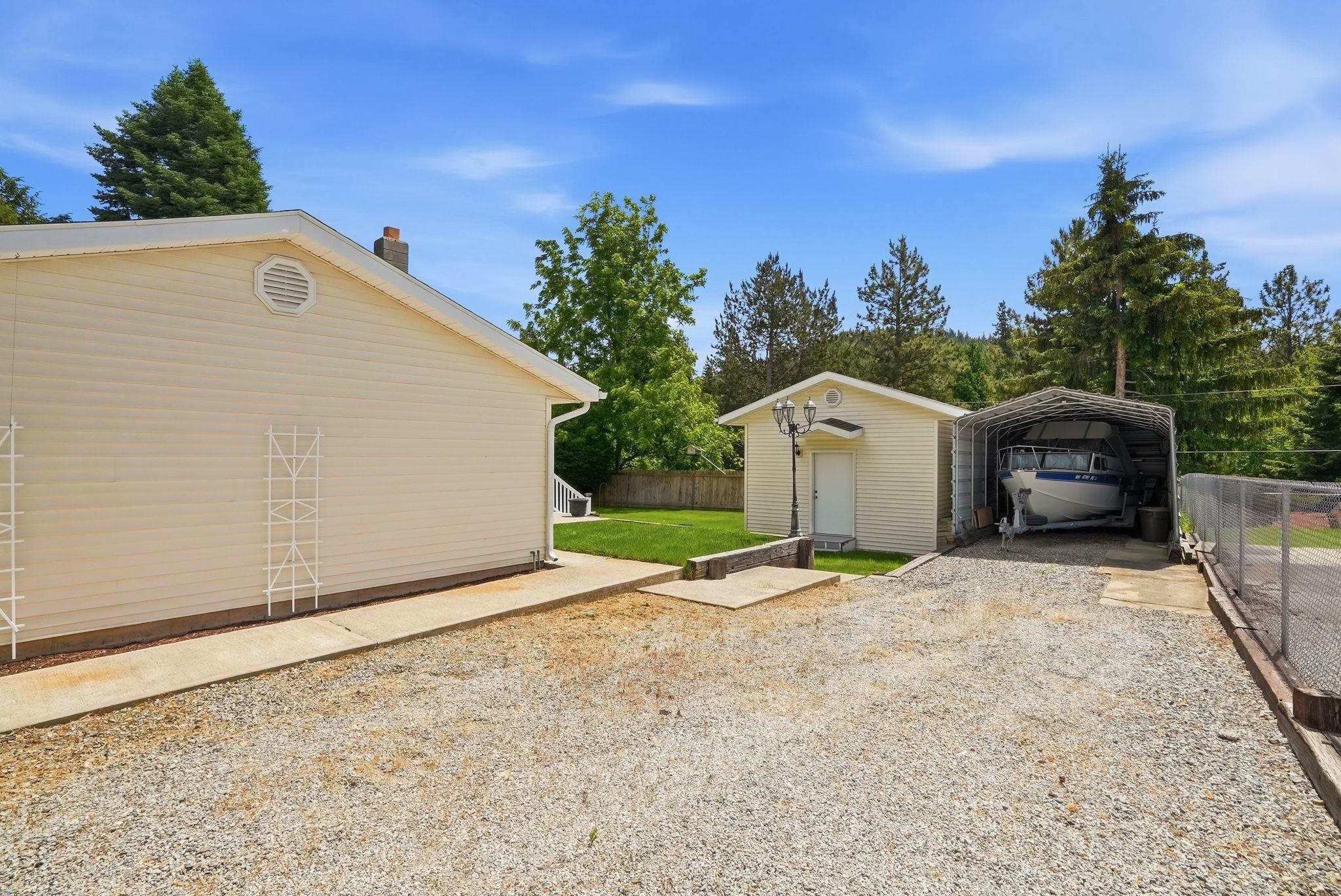 6404 E 17th Ave - Photo 4