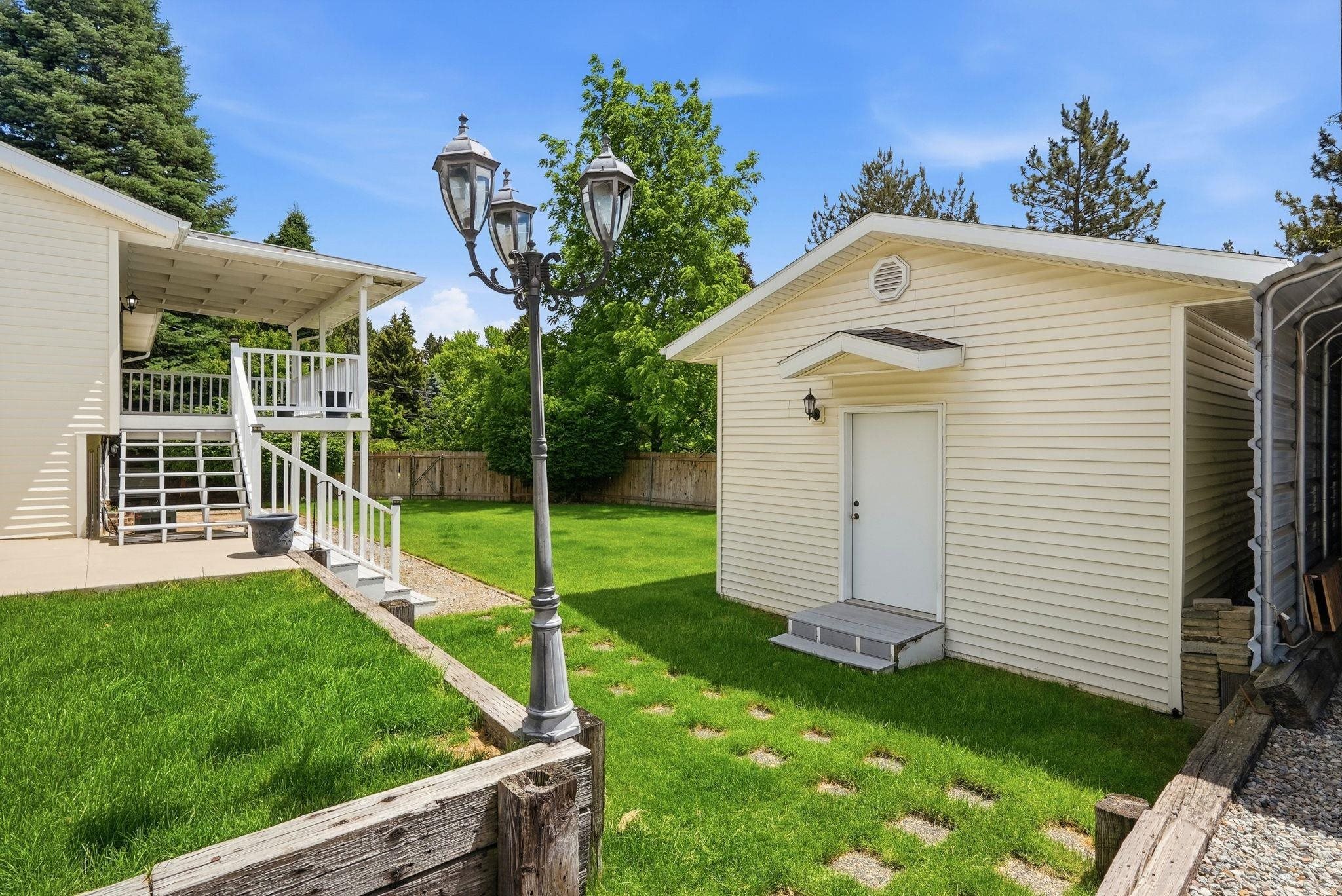 6404 E 17th Ave - Photo 34