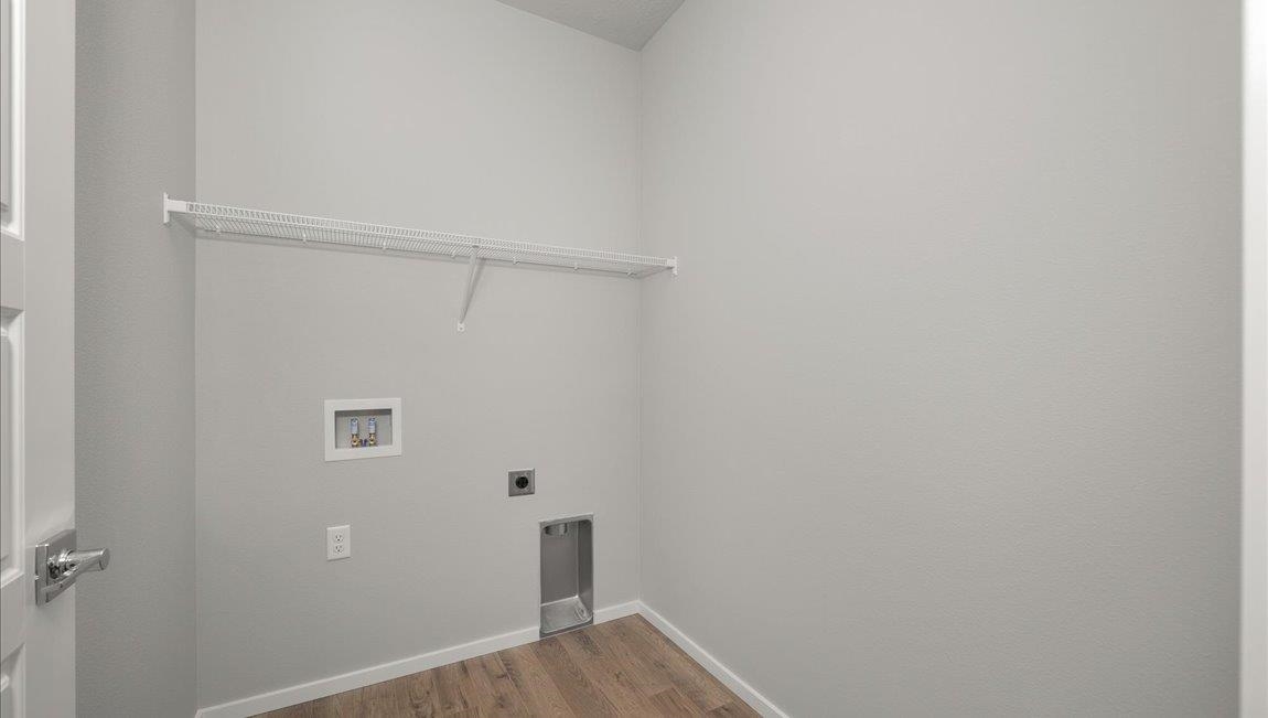 3809 S Walden St - Photo 2