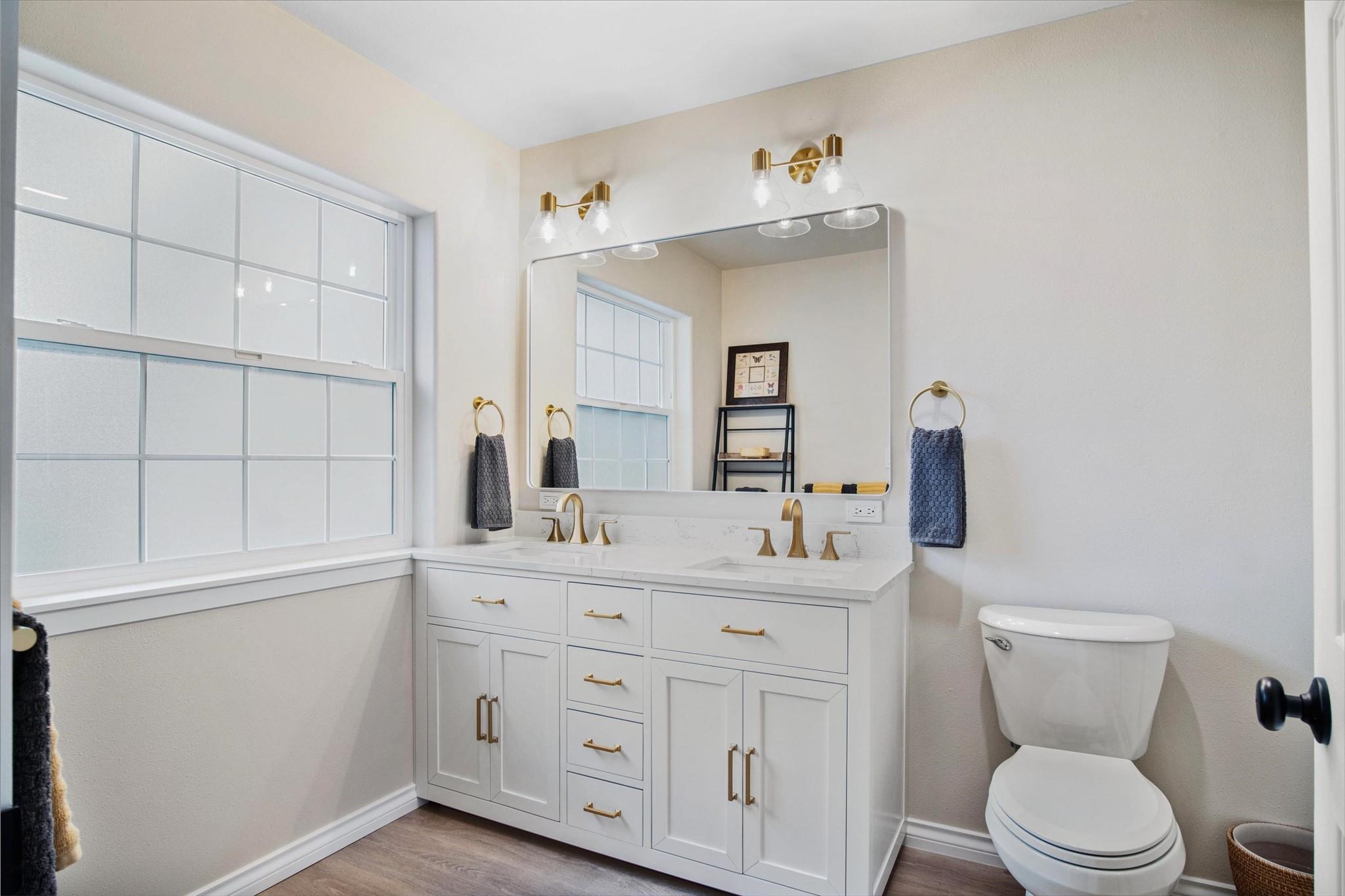 980 D Westover Rd - Photo 13
