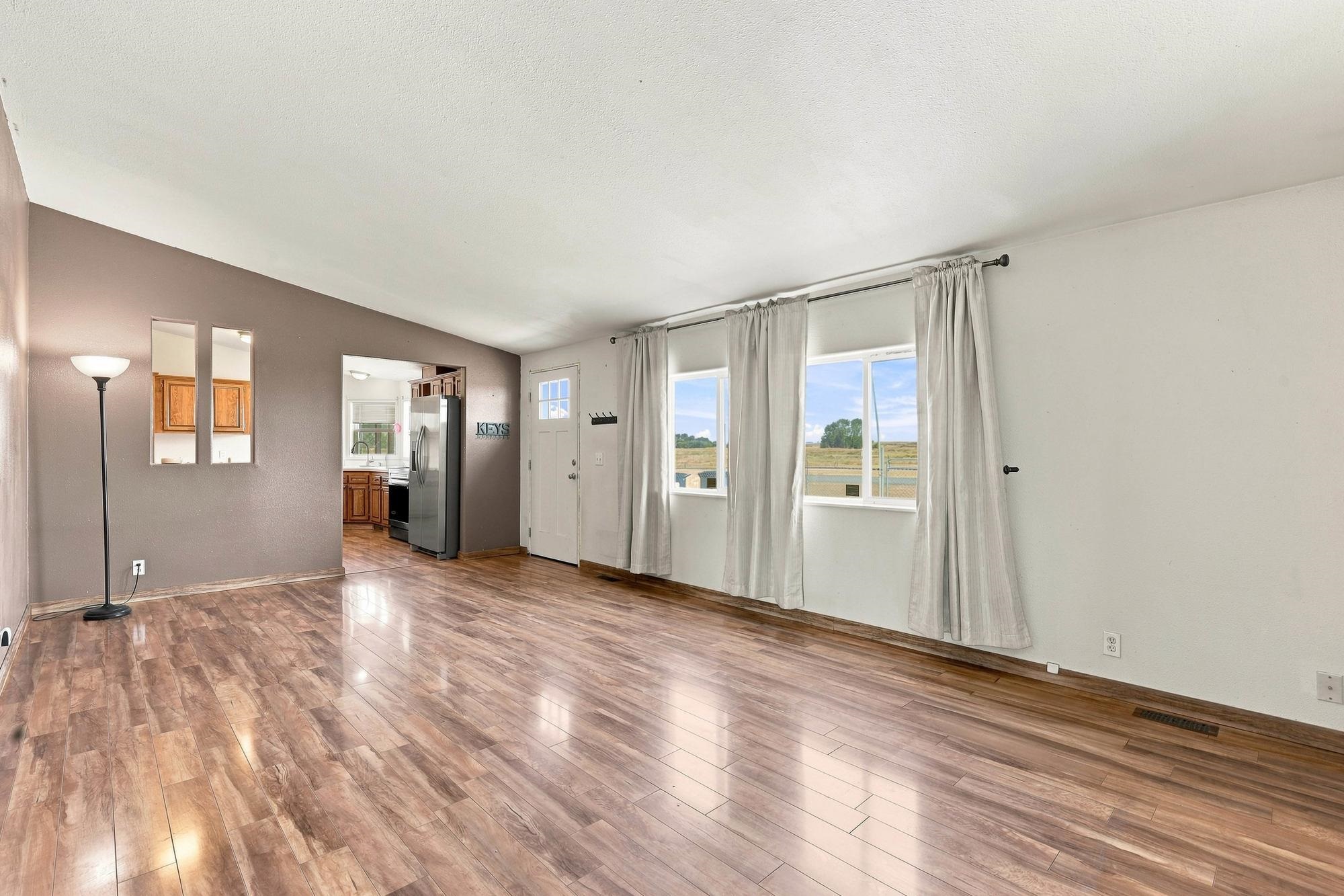 52900 E Bisson Rd - Photo 4